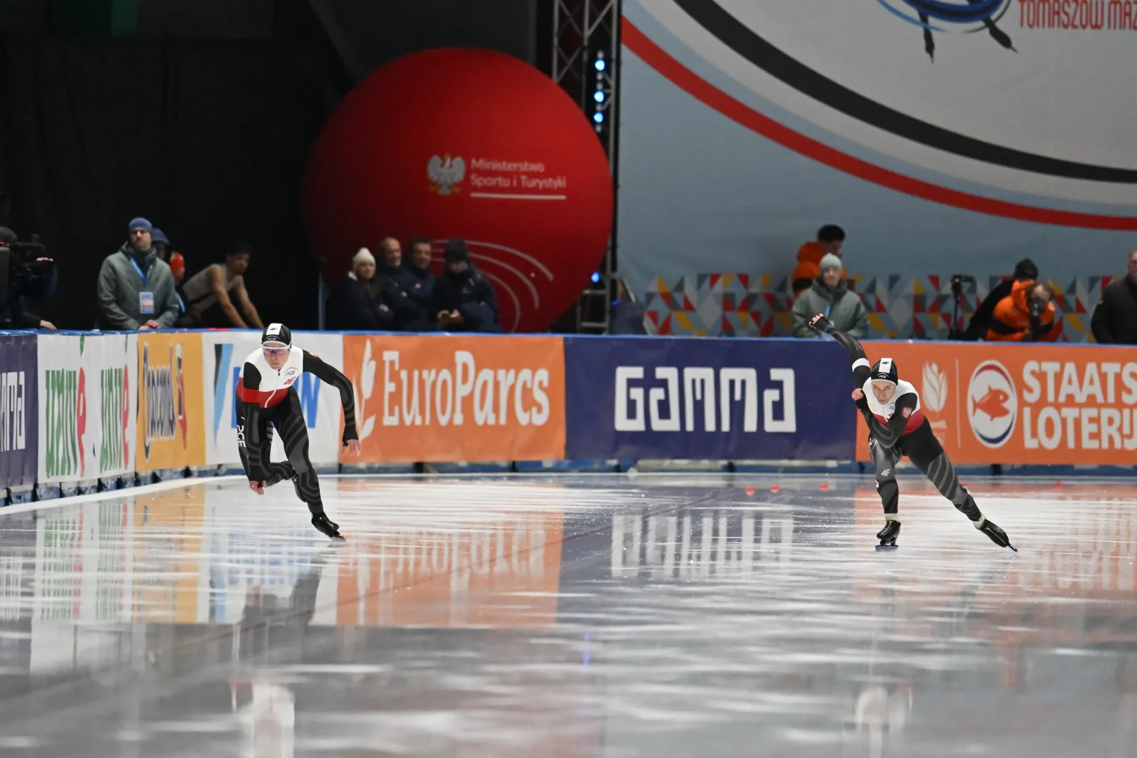 Polki Kaja Ziomek-Nogal (L) i Andżelika Wójcik (P). Fot. PAP/Piotr Polak