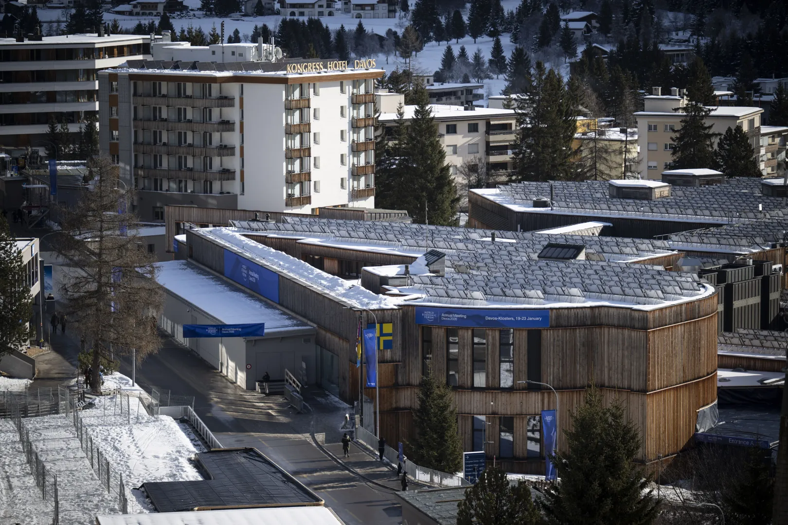 Światowe Centrum Ekonomiczne w Davos, siedziba. Fot. PAP/EPA/GIAN EHRENZELLER