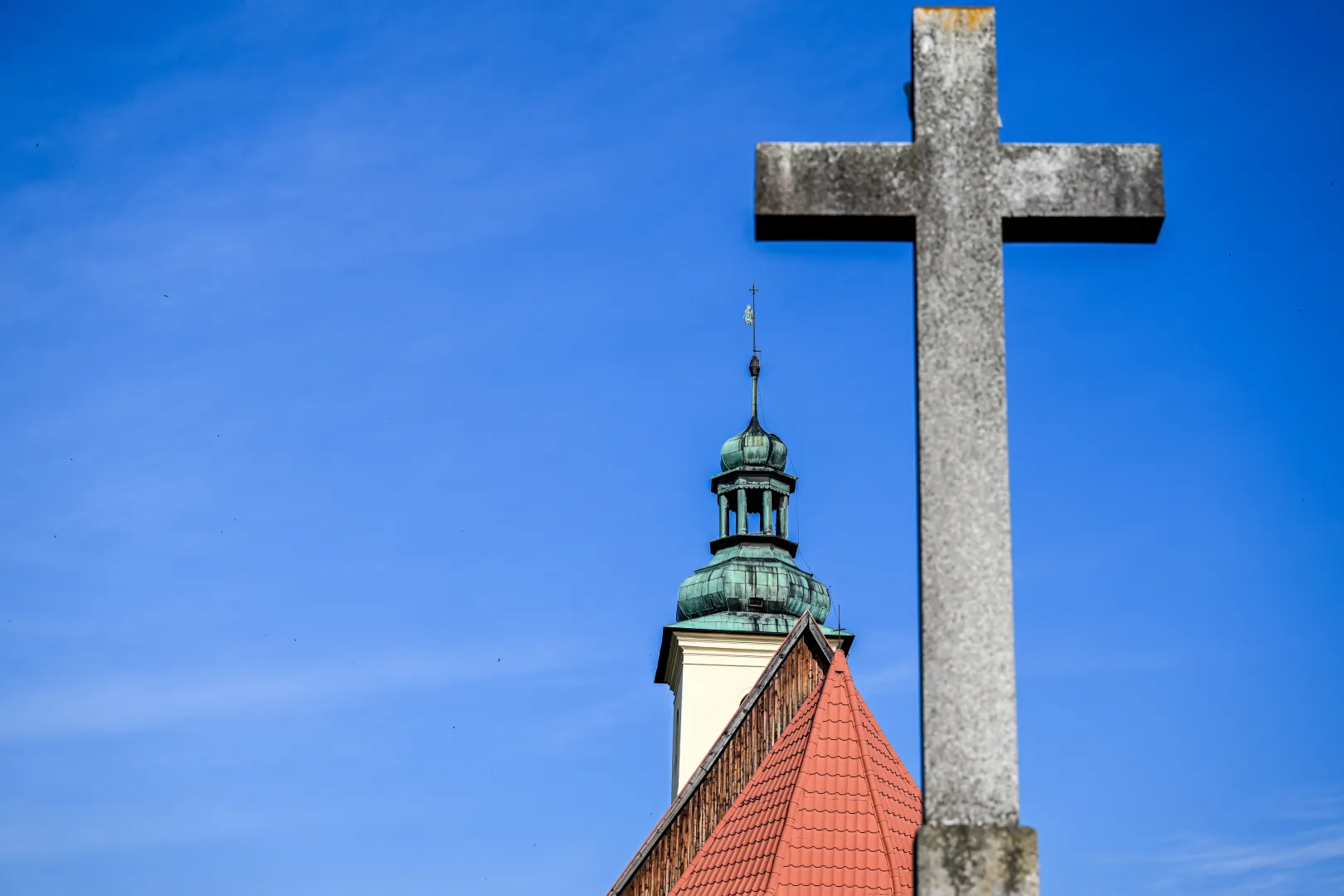 Autorzy dokumentu podkreślili, że w 2025 r. na całym świecie „jeden na siedmiu chrześcijan doświadczał prześladowań”. Fot. PAP/	Darek Delmanowicz