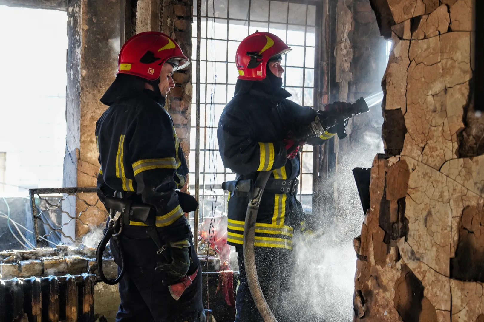 Zniszczenia po rosyjskim ataku w Odessie (zdjęcie ilustracyjne). Fot. PAP/Alena Solomonova