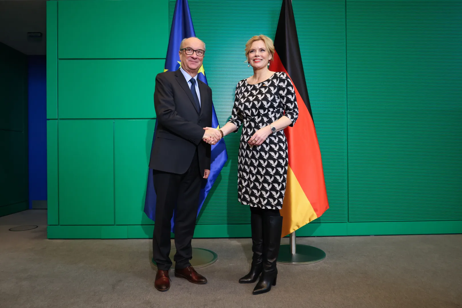 Marszałek Sejmu Włodzimierz Czarzasty i przewodnicząca Bundestagu Julia Kloeckner, fot. PAP/EPA/Albert Zawada