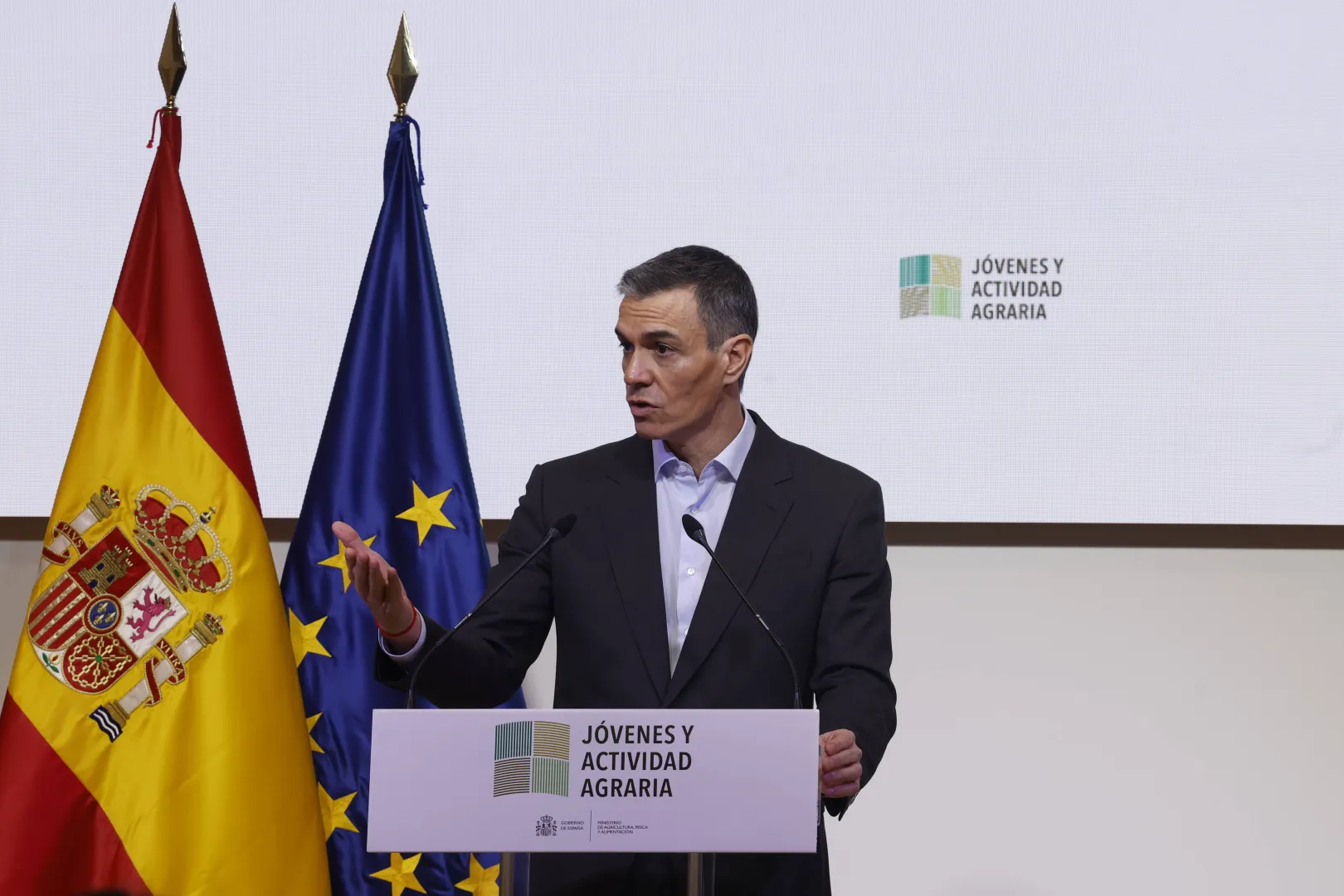 Pedro Sanchez, fot. PAP/EPA/EFE/JAVIER LIZON