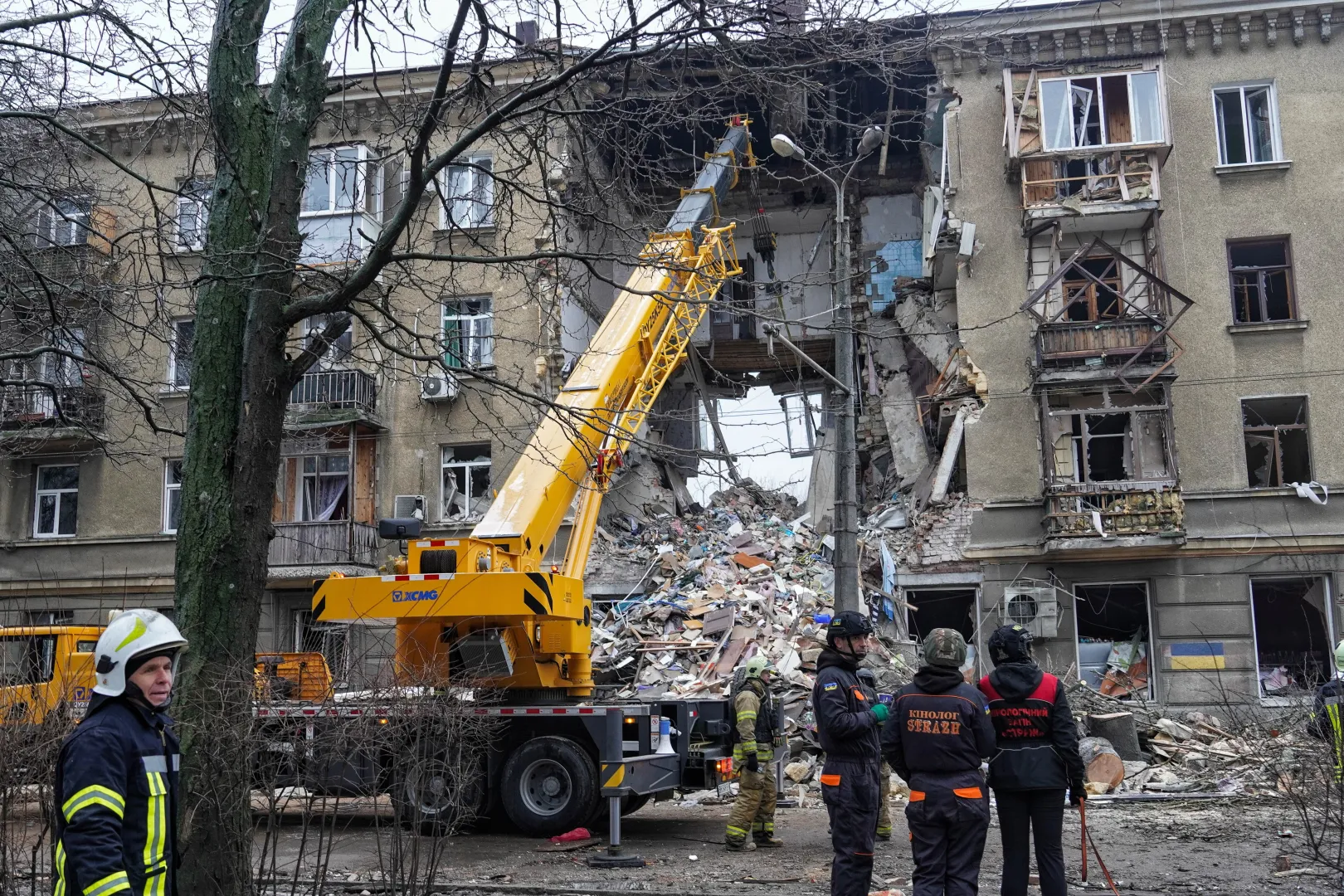Знищення внаслідок нічної атаки російських дронів на Одесу. Fot. PAP/Alena Solomonova 