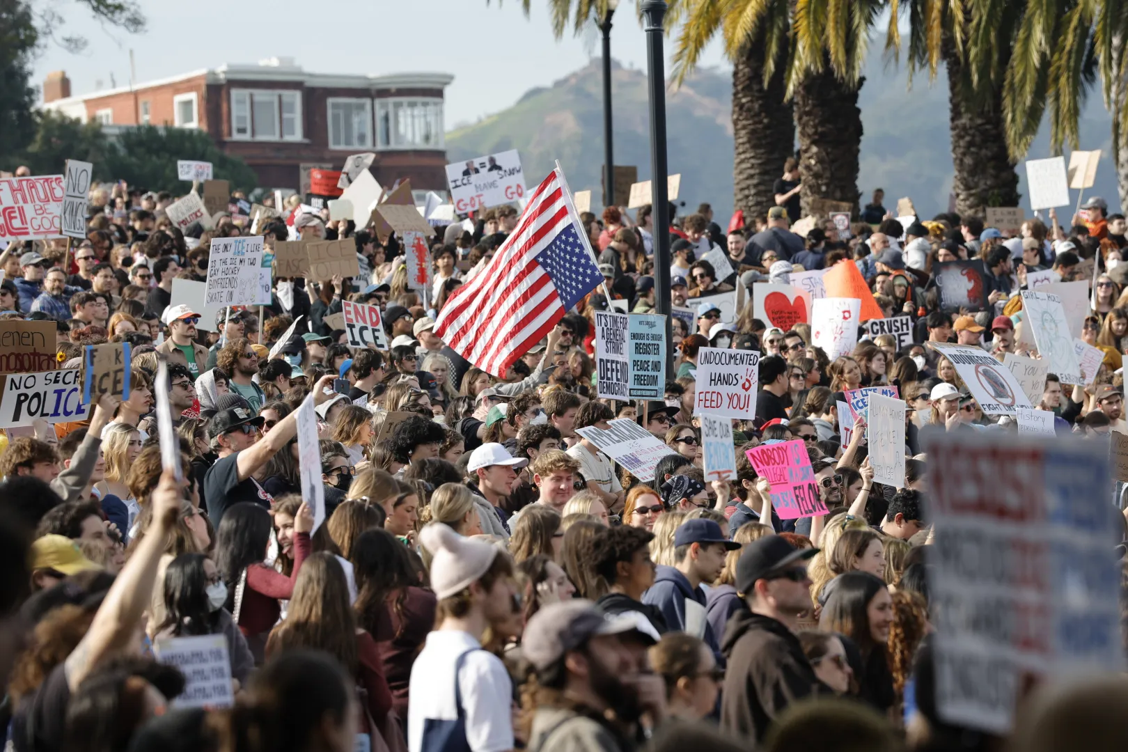 Протесты против ICE в Сан-Франсиско. Fot. PAP/EPA/John G. Mabanglo