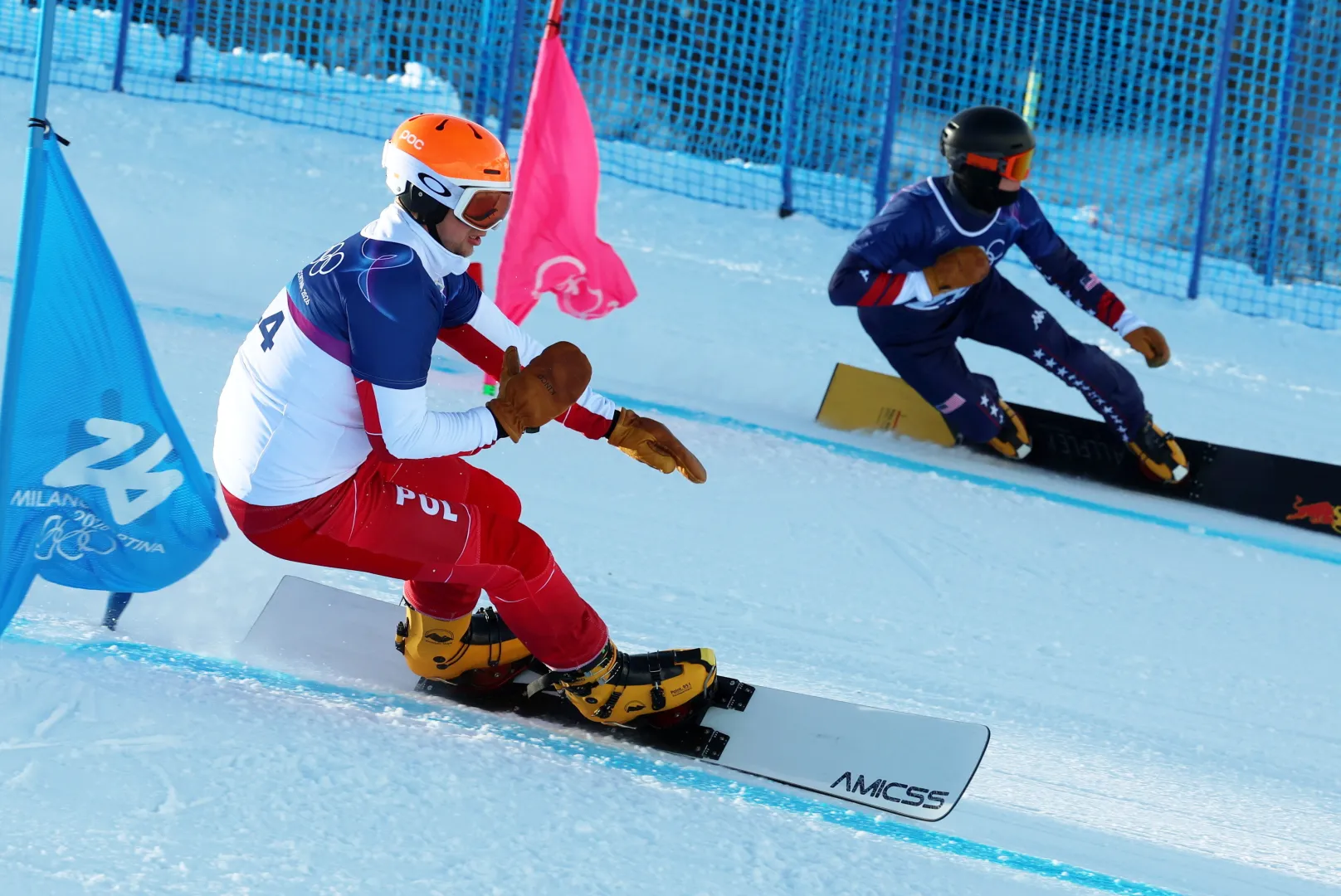 Zimowe Igrzyska Olimpijskie - Polak Michał Nowaczyk w kwalifikacjach slalomu giganta równoległego snowboardzistów. Fot. PAP/Grzegorz Momot