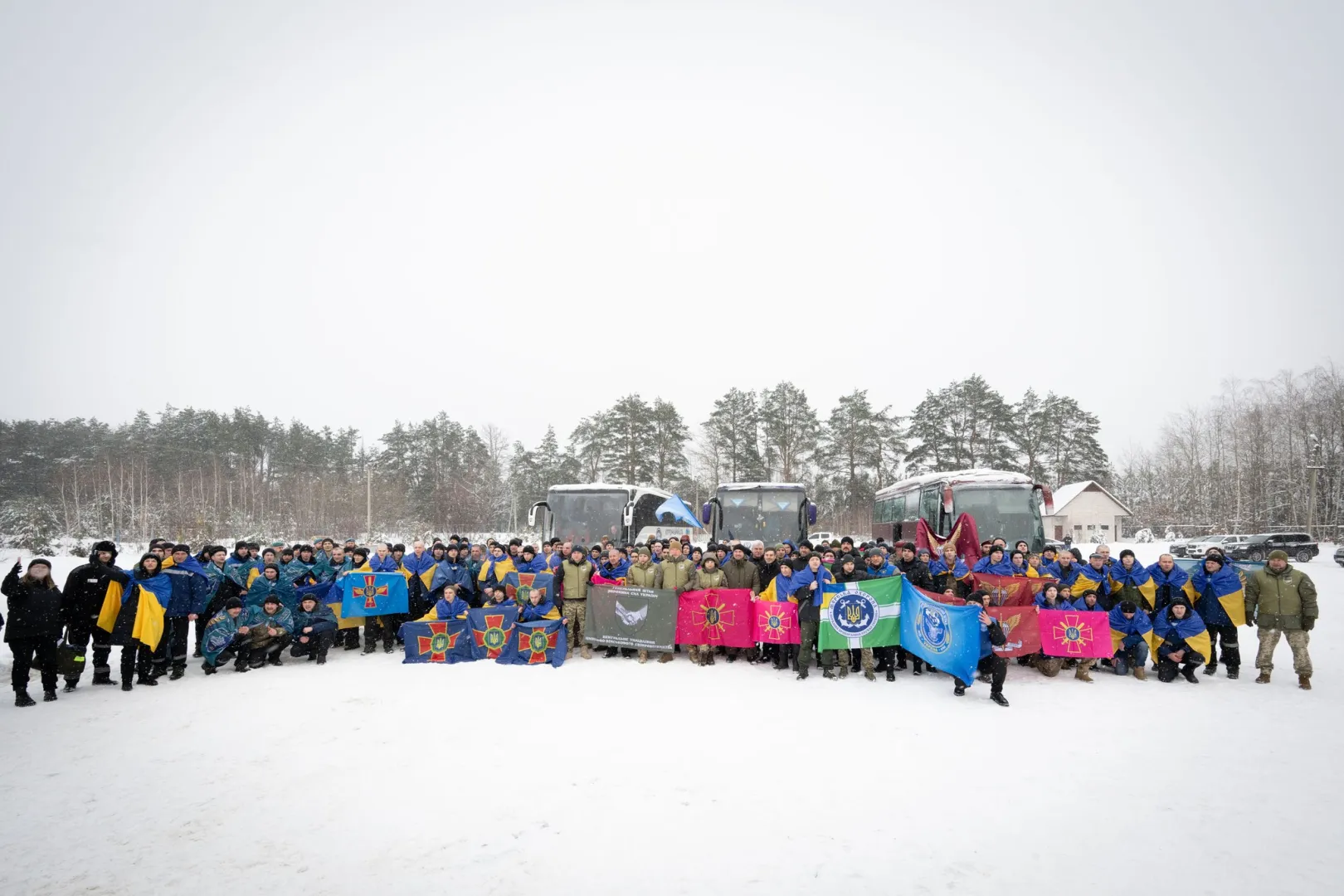 Україна повернула з полону 157 громадян. Fot. Facebook / Володимир Зеленський  