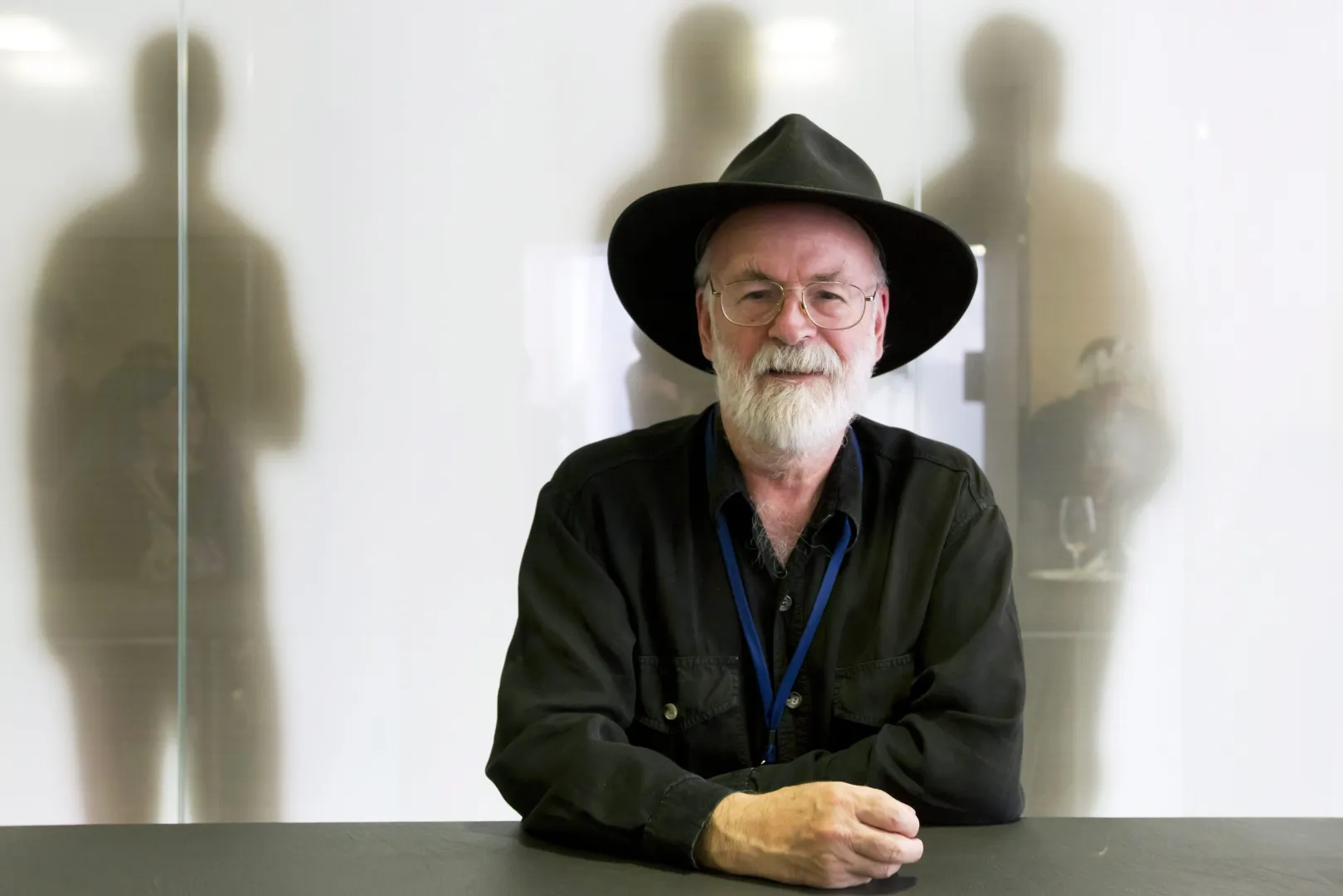 Sir Terry Pratchett. Fot. PAP/EPA/ALESSANDRO DELLA BELLA