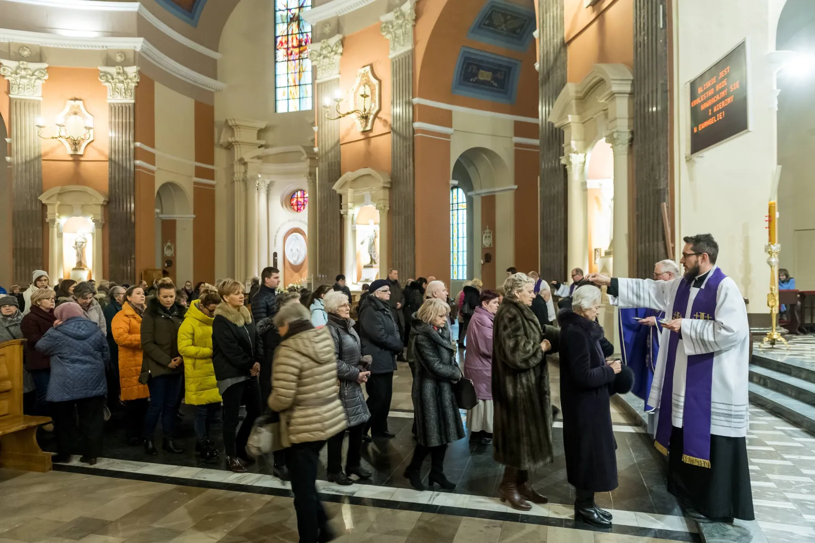 Środa Popielcowa. Zdj. Ilustracyjne. Fot. PAP/Tytus Żmijewski