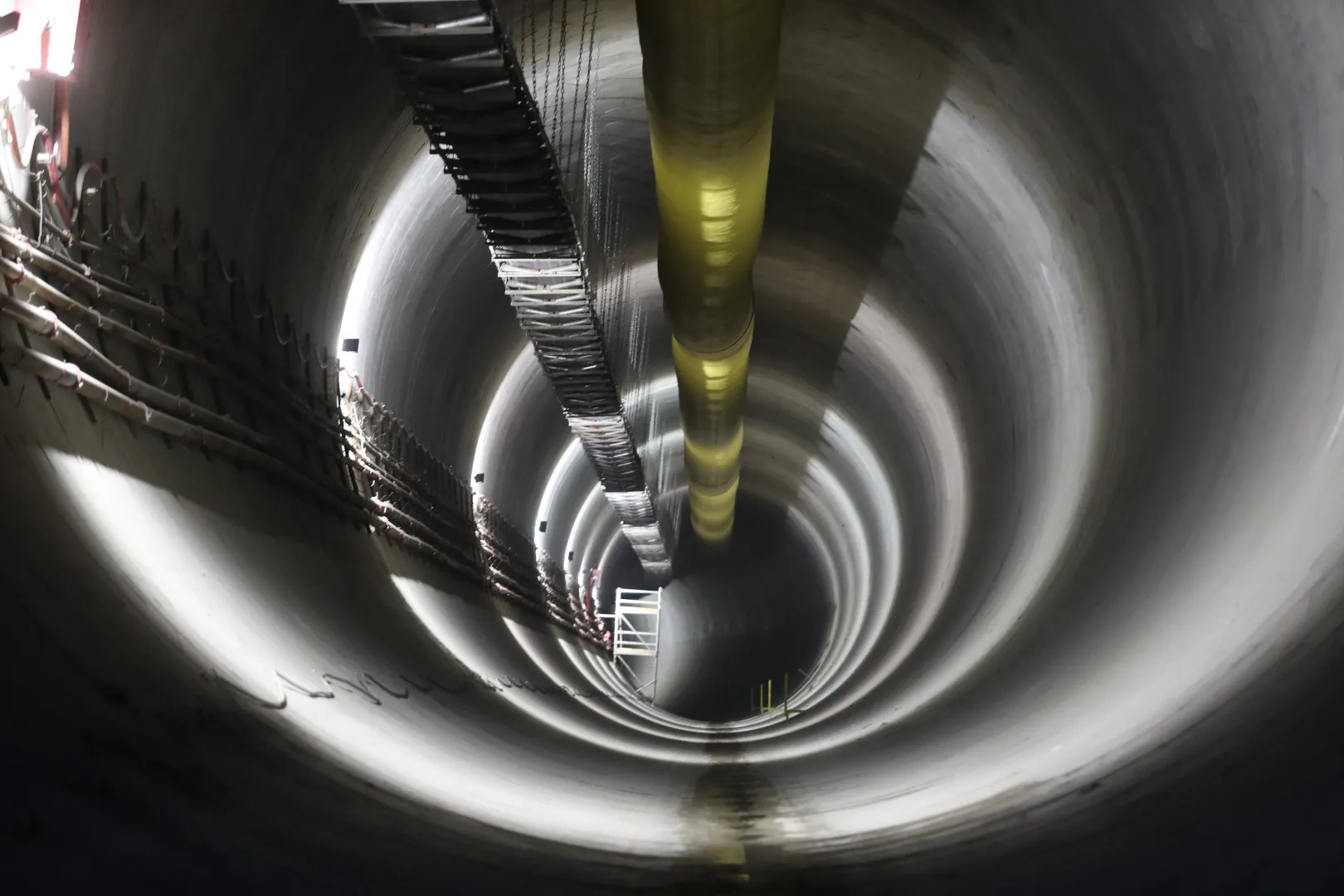 Tunel średnicowy pod Łodzią, fot. PAP/Marian Zubrzycki