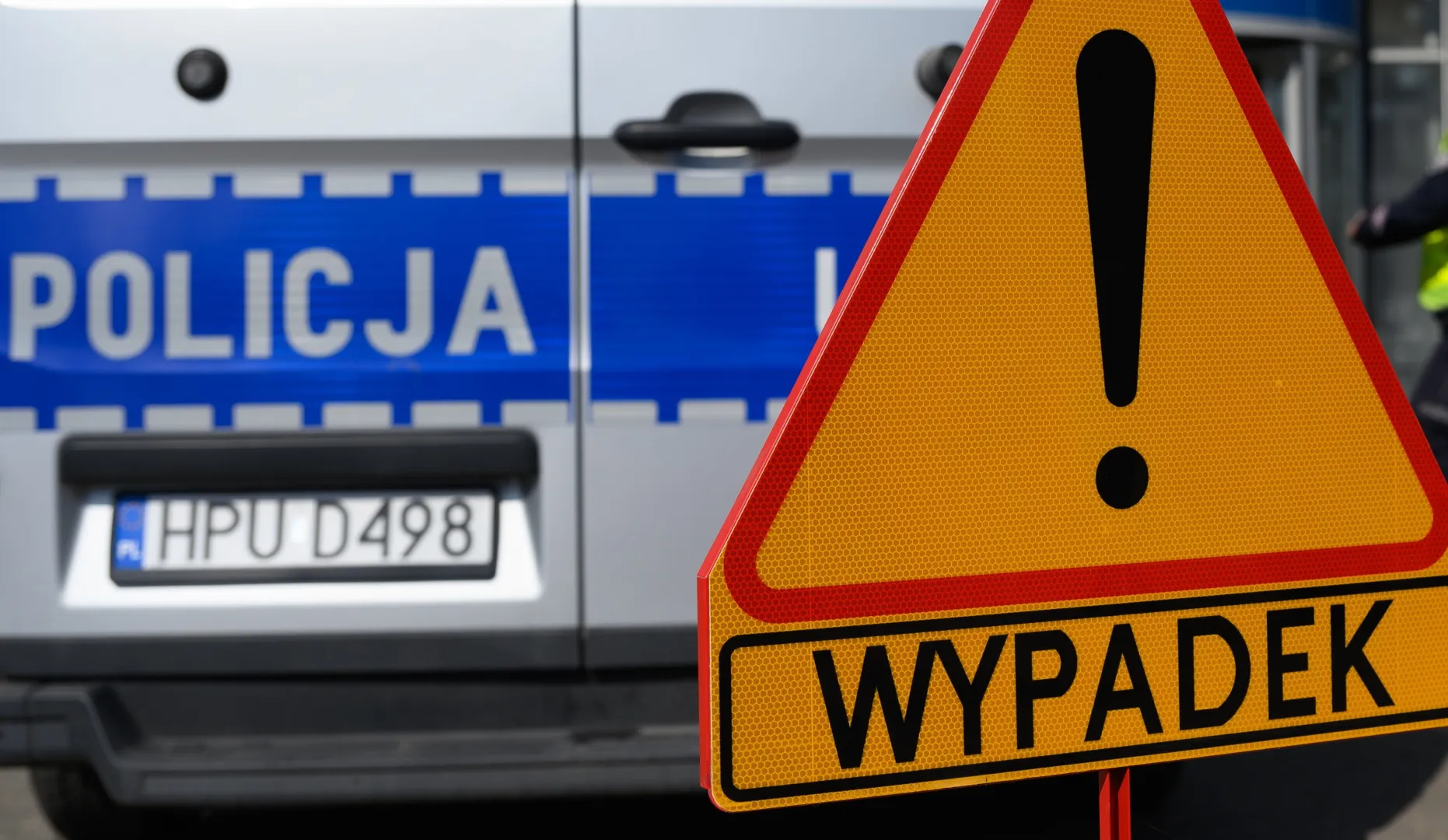 Policja na miejscu wypadku - zdjęcie ilustracyjne Fot. PAP/Jakub Kaczmarczyk