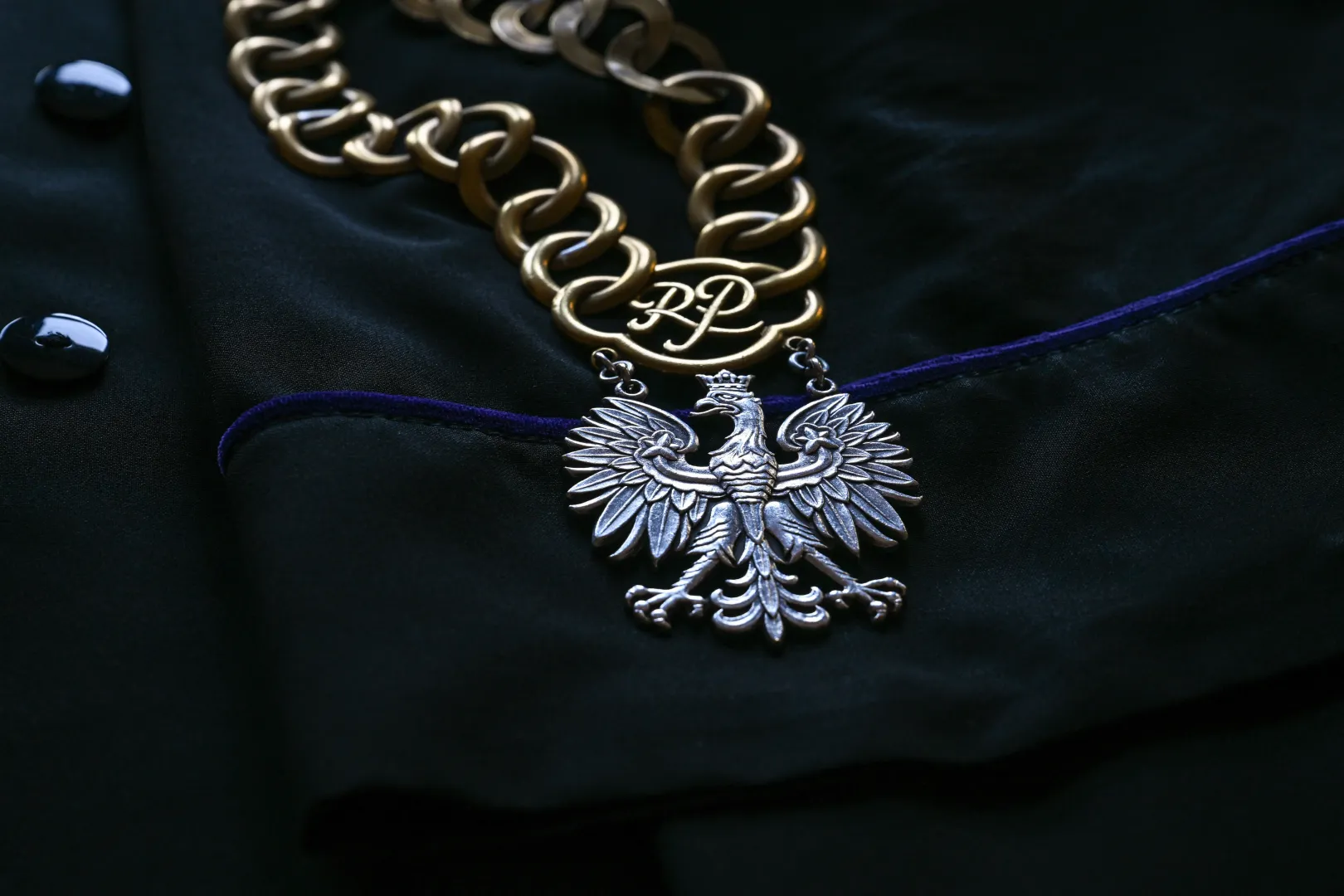  Łańcuch sędziowski w Sądzie. Zdj. Ilustracyjne. Fot. PAP/Darek Delmanowicz