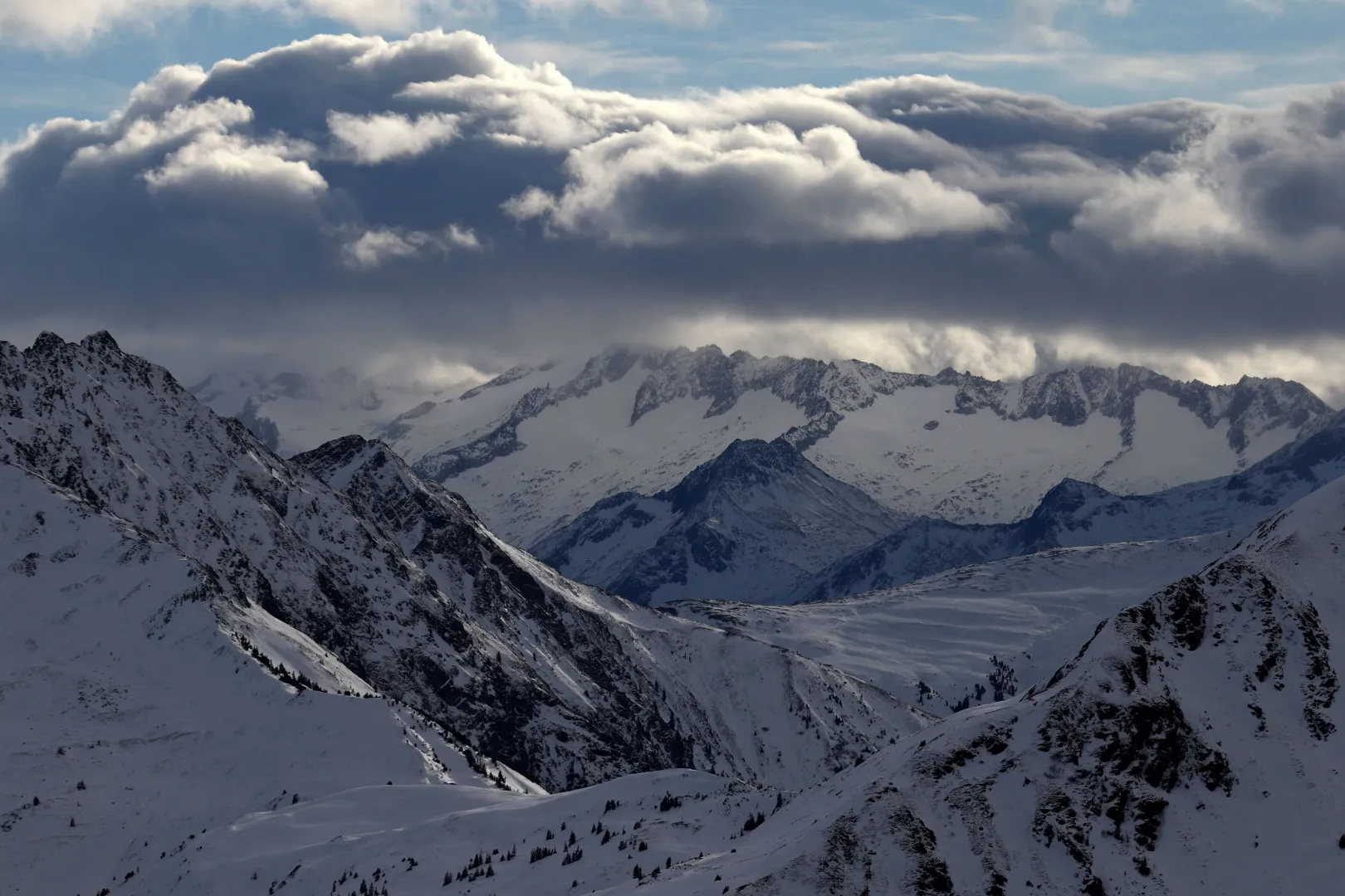 Alpy w Austrii, zdjęcie ilustracyjne, fot. PAP/EPA/ANNA SZILAGYI