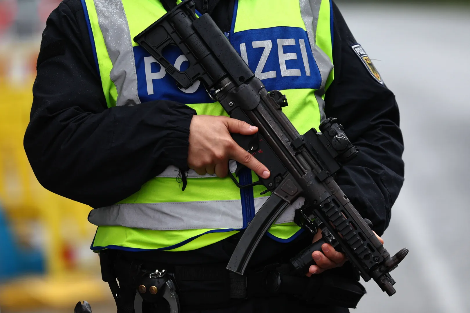 Niemiecka policja (zdjęcie ilustracyjne). Fot. EPA/ANNA SZILAGYI