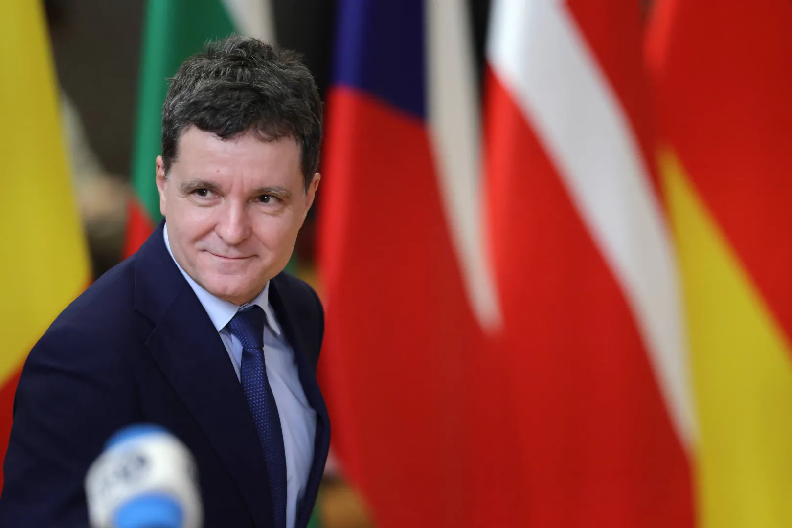 Nicusor Dan, fot. PAP/EPA/OLIVIER MATTHYS