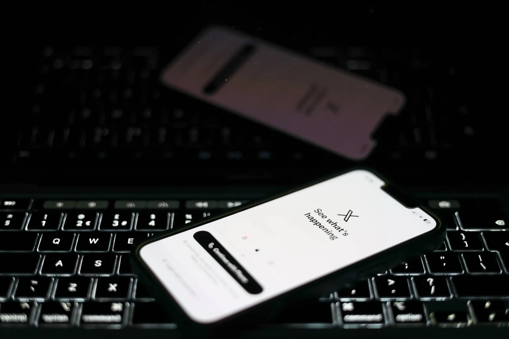 Logo X Fot. PAP/EPA/ADAM VAUGHAN