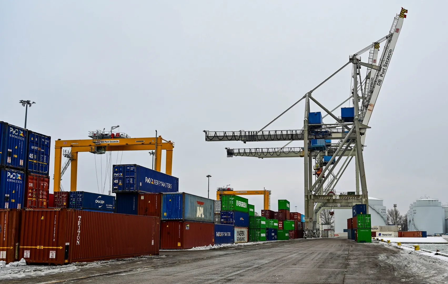 Port morski w Szczecinie Fot. PAP/Marcin Bielecki