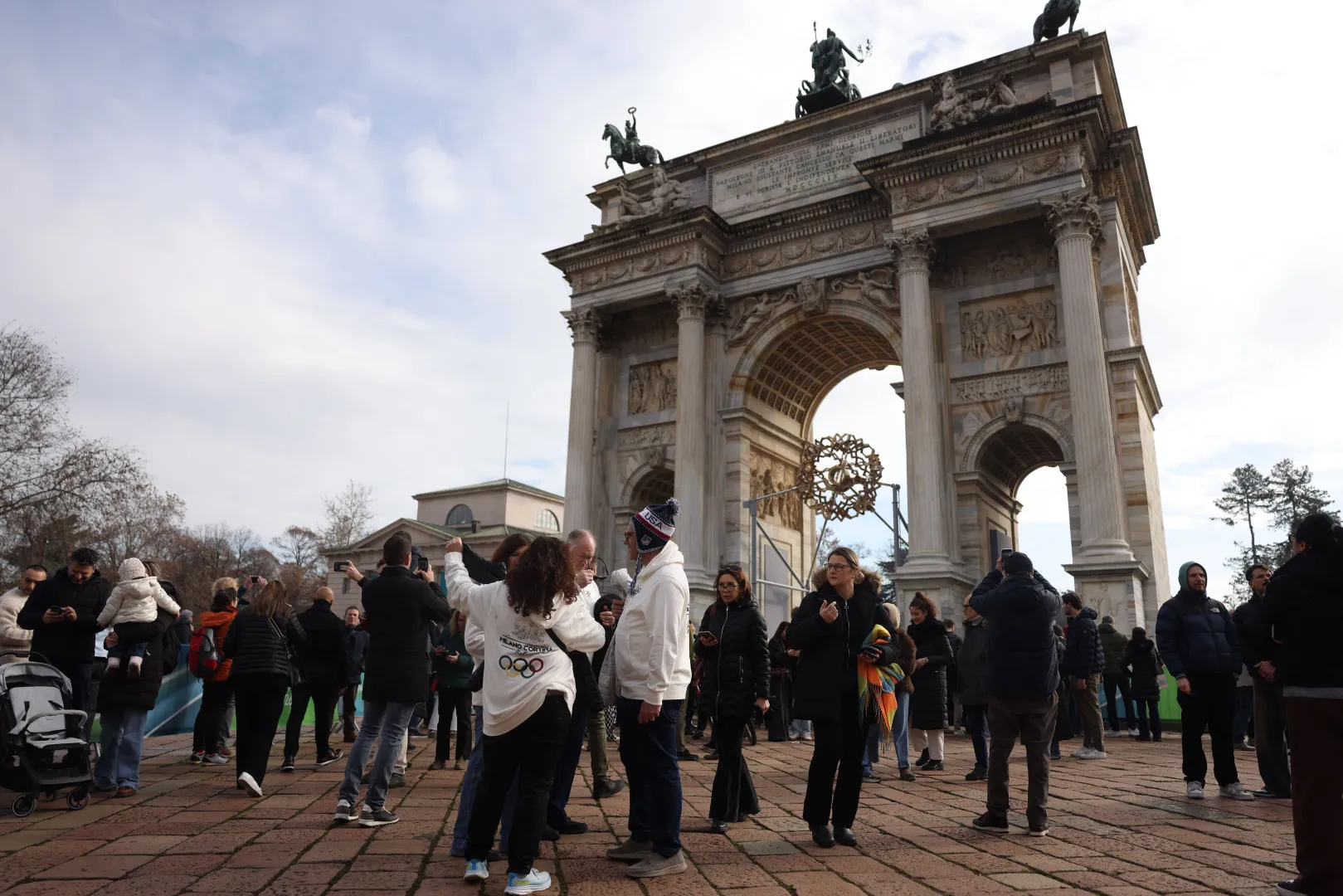 Łuku Pokoju w Mediolanie. Fot. PAP/EPA/NEIL HALL