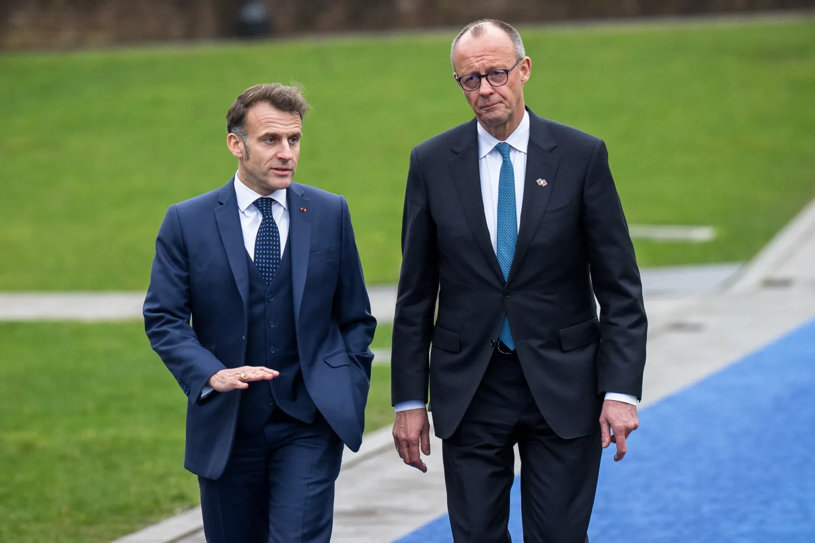 Prezydent Francji Emmanuel Macron i kanclerz Niemiec Friedrich Merz. Fot. PAP/Wiktor Dąbkowski