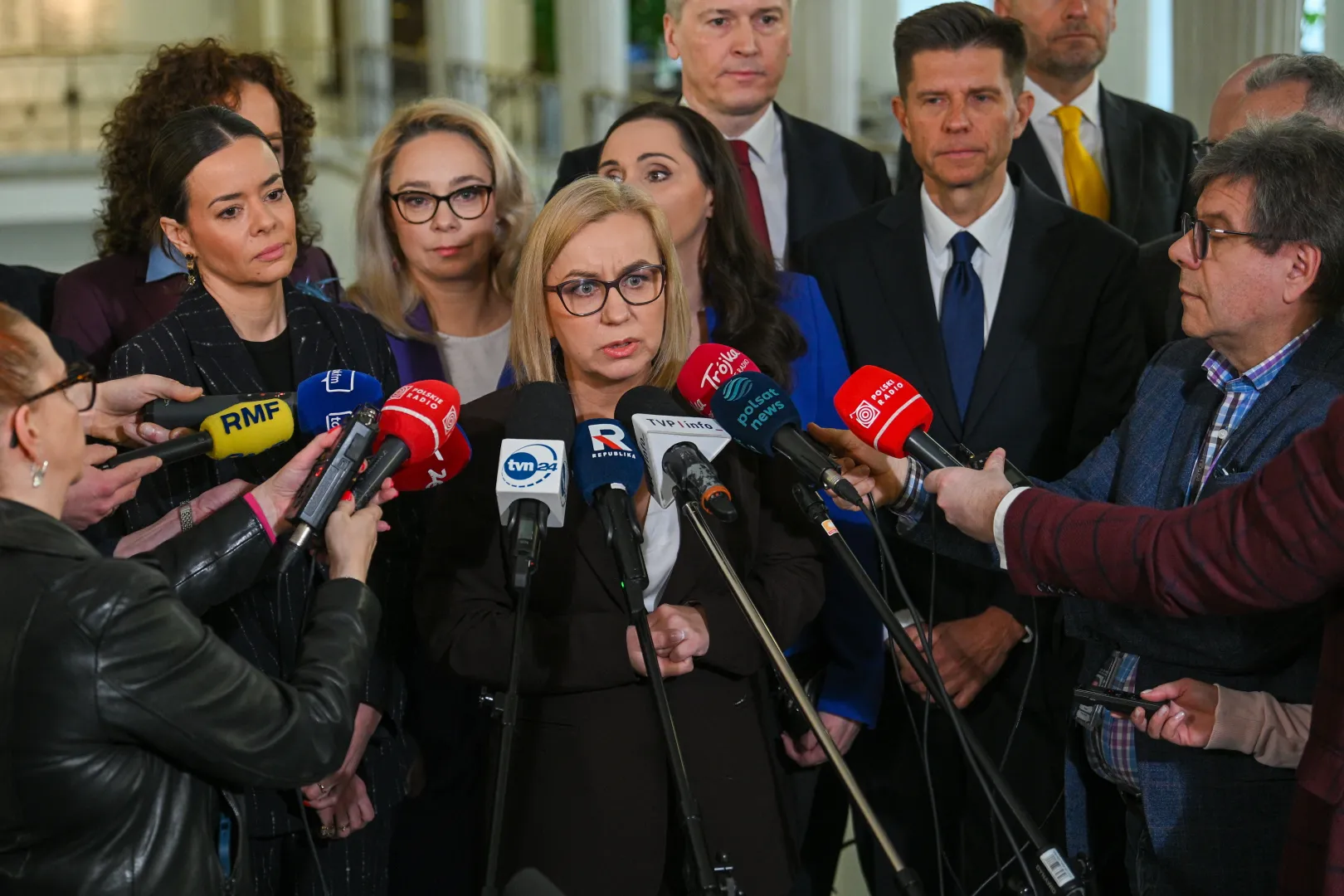 Paulina Hennig-Kloska,Sławomir Ćwik, Aleksandra Leo, Żaneta Cwalina-Śliwowska, Ewa Szymanowska, Marcin Skonieczka. Fot. PAP/Marcin Obara