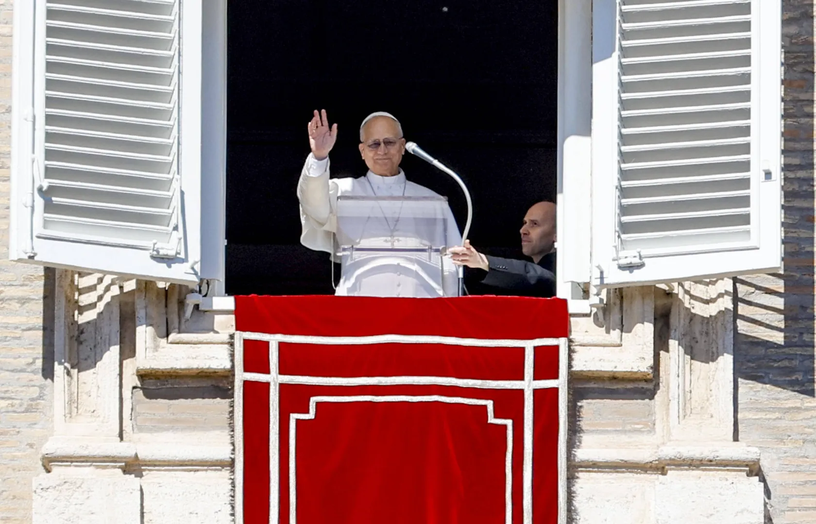 Papież Leon XIV. Fot. PAP/EPA/FABIO FRUSTACI
