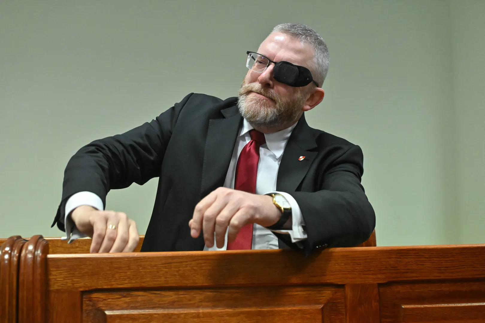 Prezes Konfederacji Korony Polskiej, europoseł Grzegorz Braun. Fot. PAP/Piotr Nowak