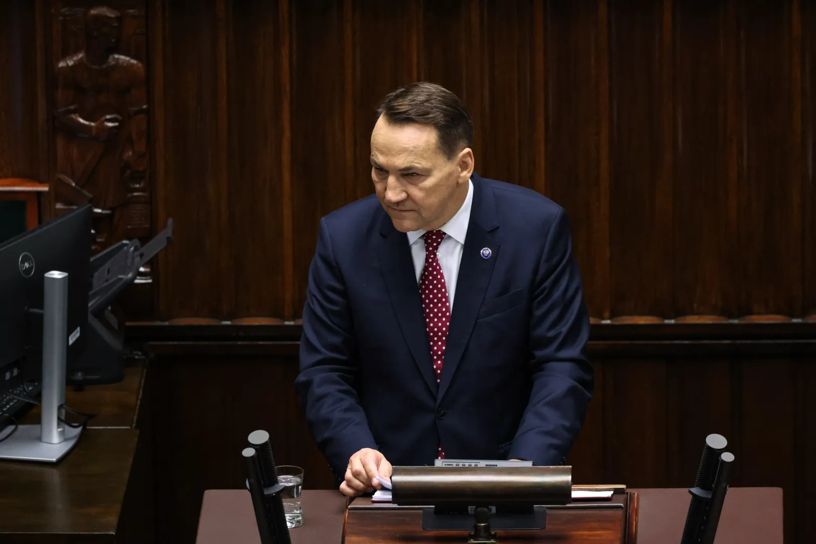 Wicepremier, minister spraw zagranicznych Radosław Sikorski. Fot. PAP/Albert Zawada