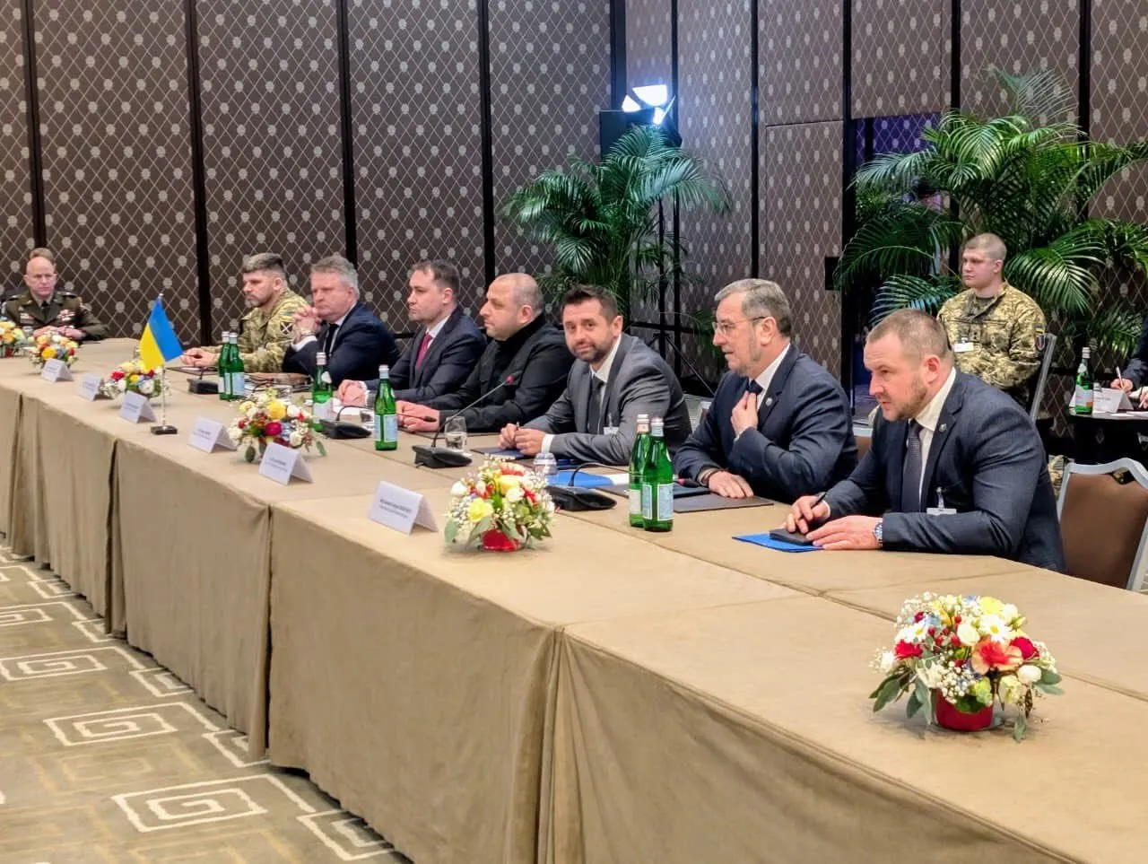 Делегация Украины на переговорах в Швейцарии. Fot. X/rustem_umerov