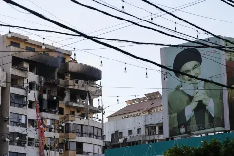 Zniszczenia na południu Bejrutu po izraelskim nalocie, zdjęcie ilustracyjne, Fot. PAP/EPA/WAEL HAMZEH