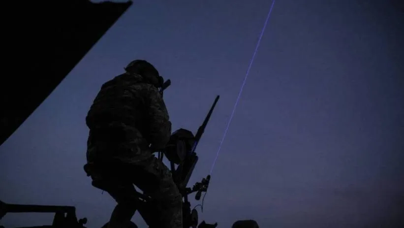 Ukraiński żołnierz. Fot. PAP/EPA/Oleg Petrasyuk