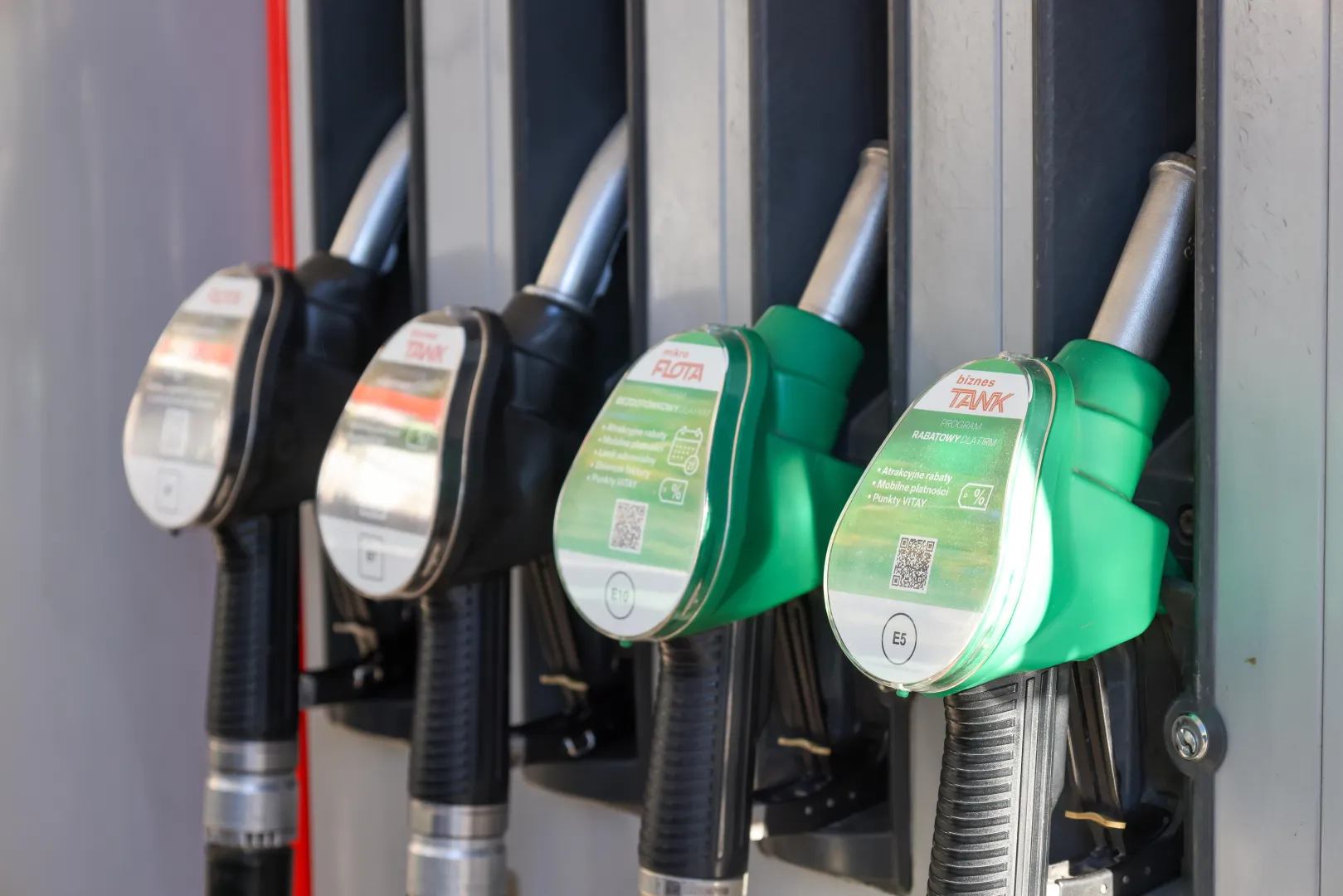 Stacja benzynowa (zdjęcie ilustracyjne). Fot. PAP/Albert Zawada