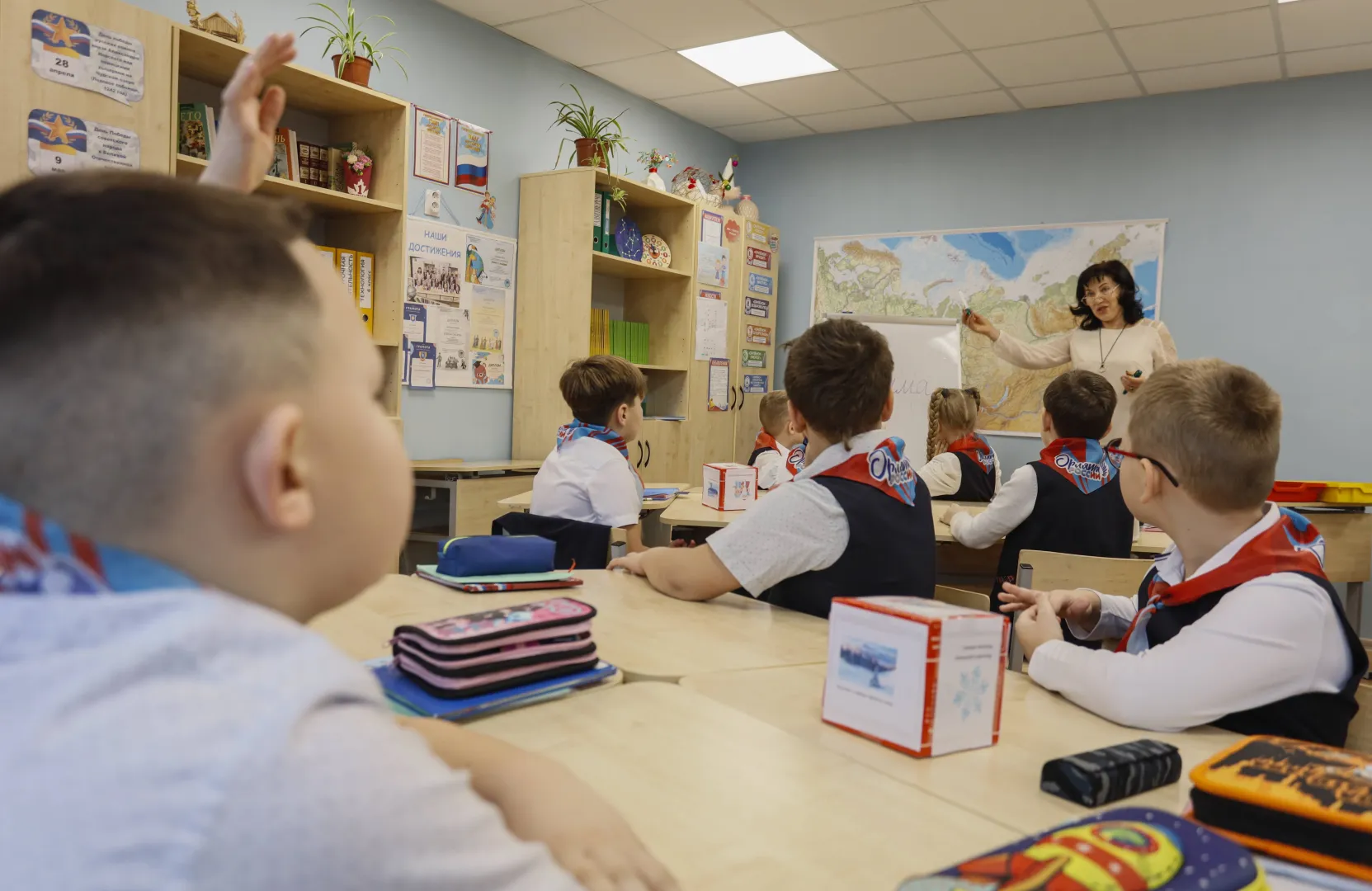 Діти в російській школі. Fot. PAP/EPA/STRINGER (фотоілюстрація)