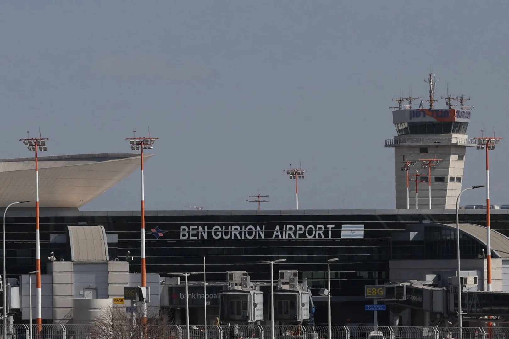 Lotnisko Ben Guriona w Tel Awiwie. Fot. EPA/ABIR SULTAN