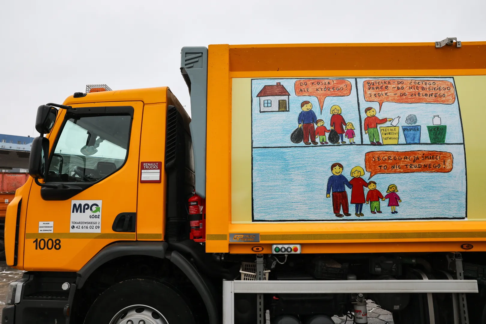 Śmieciarka Fot. PAP/Marian Zubrzycki