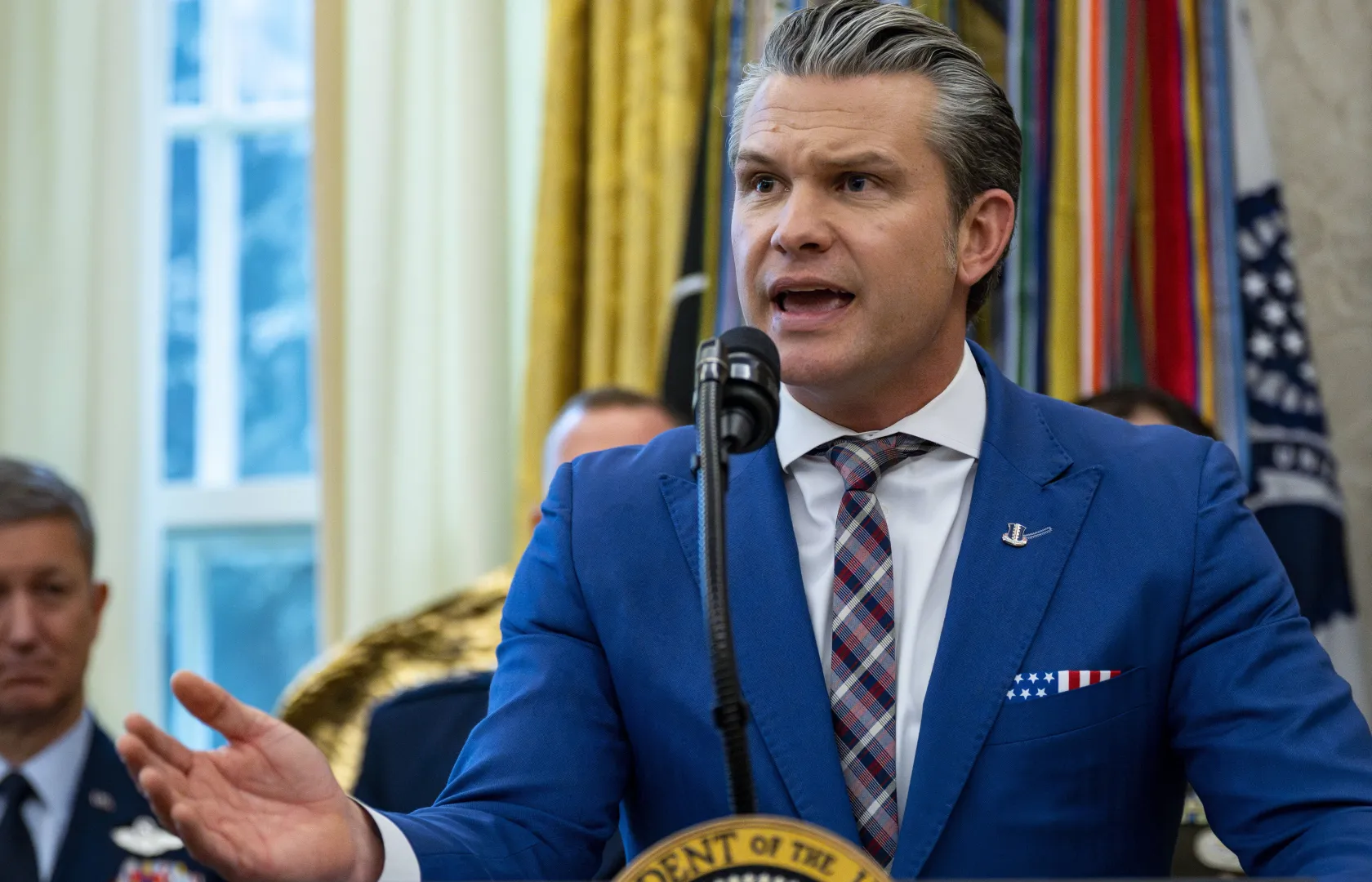 Szef Pentagonu Pete Hegseth. Fot. PAP/EPA/BONNIE CASH / POOL