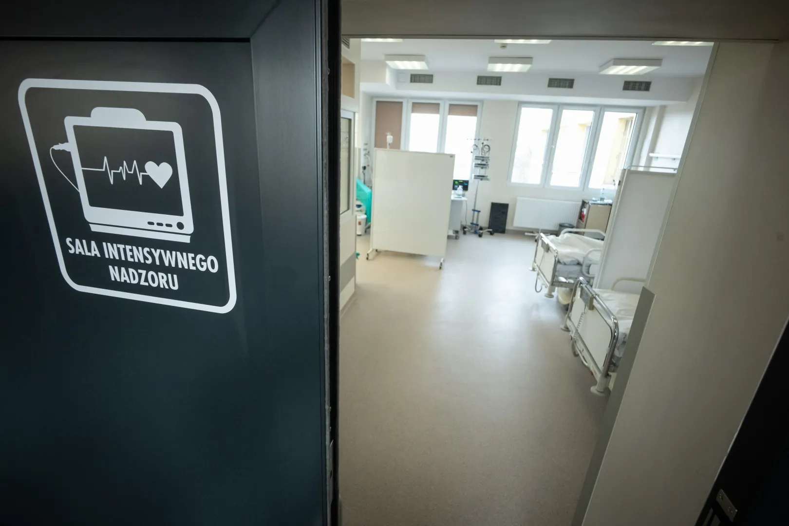 Sala szpitalna Fot. PAP/Tytus Żmijewski
