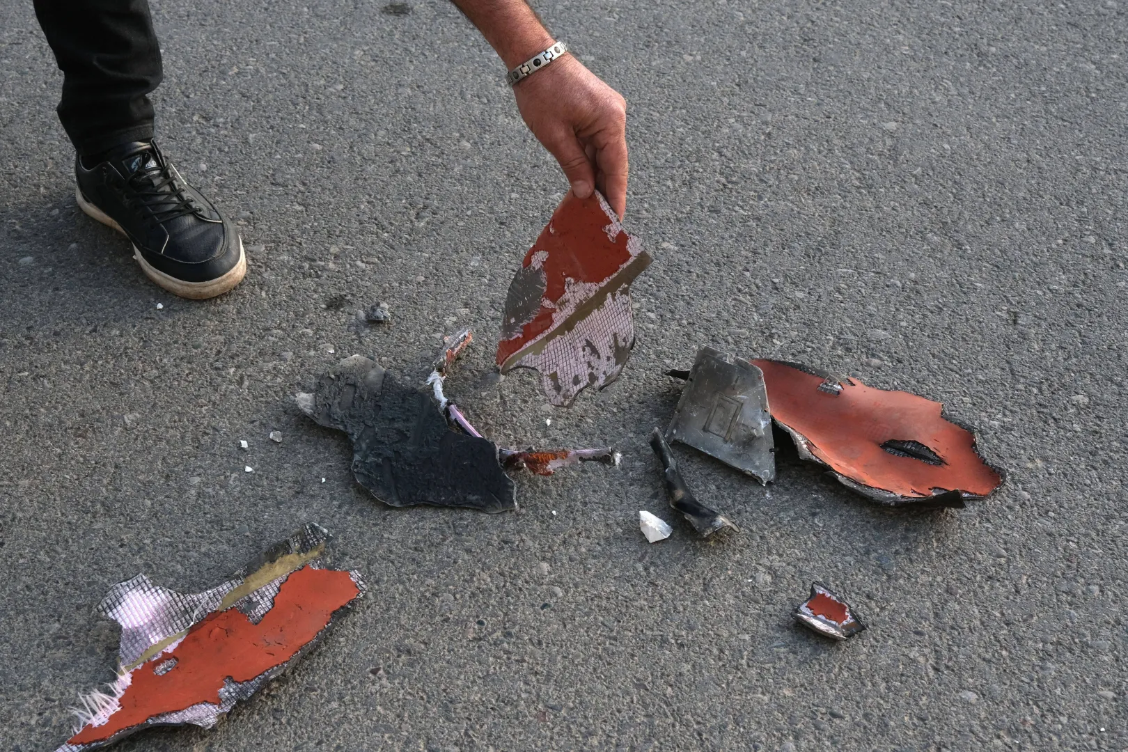 Обломки иранских беспилотников. Fot. PAP/EPA/GAILAN HAJI (фотоиллюстрация)