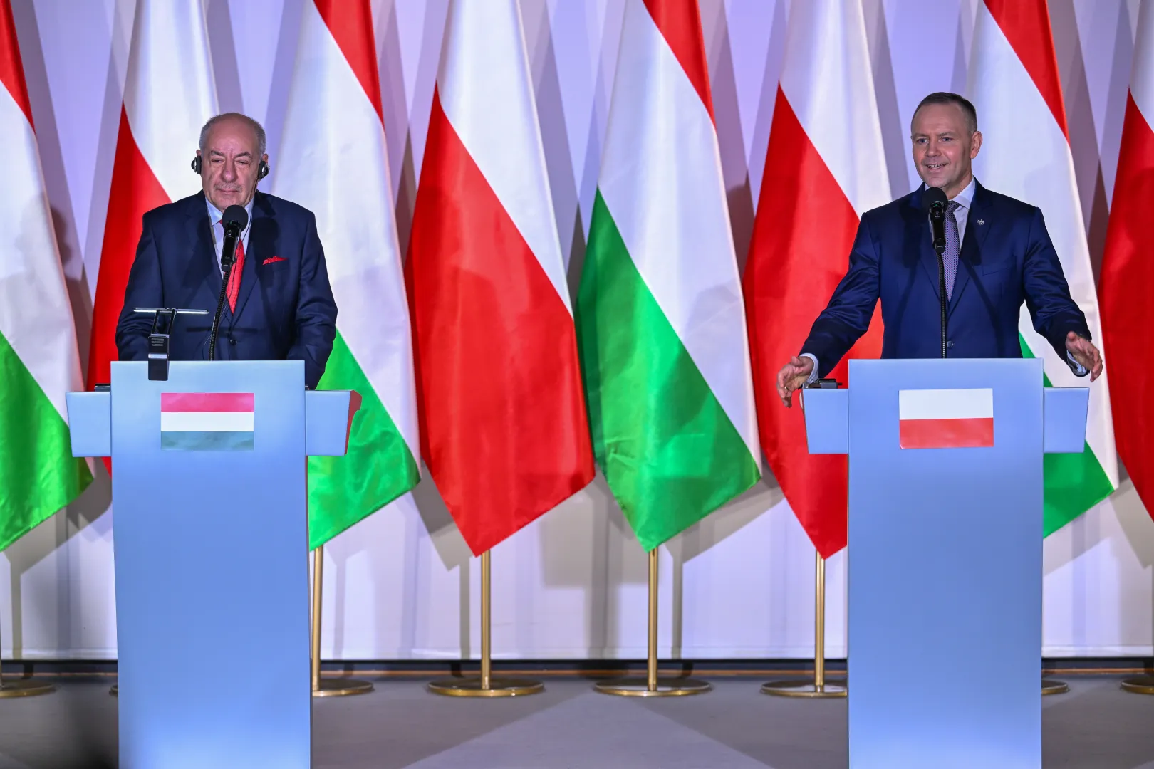 Президент Угорщини Тамаш Шуйок та президент Польщі Кароль Навроцький. Fot. PAP/Darek Delmanowicz