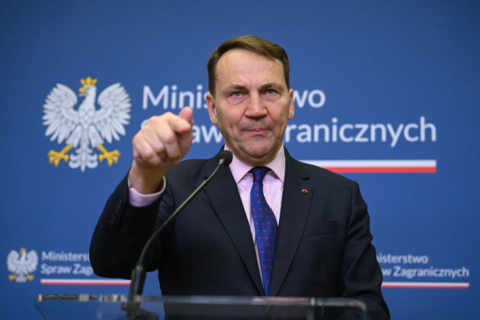 Wicepremier, minister spraw zagranicznych Radosław Sikorski. Fot. PAP/Marcin Obara