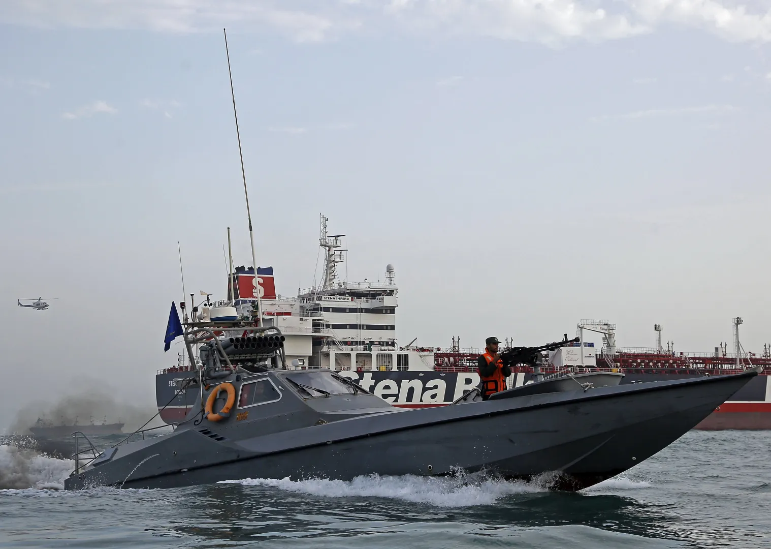 Patrol irańskiej Gwardii Rewolucyjnej (zdjęcie ilustracyjne). Fot. EPA/HASAN SHIRVANI