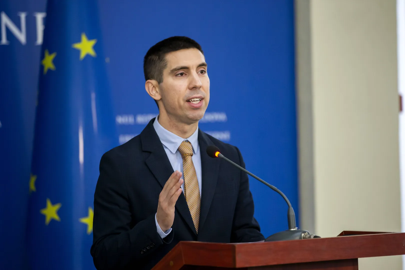 Mihai Popsoi. Fot. EPA/DUMITRU DORU