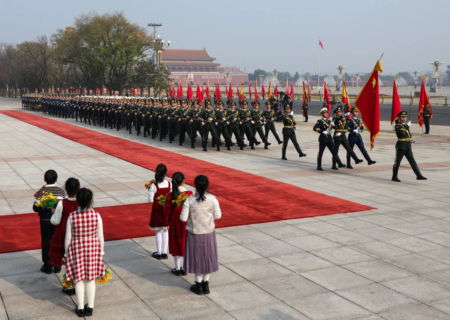 Chińska defilada (zdjęcie ilustracyjne). Fot. PA/Maxim Shemetov / POOL