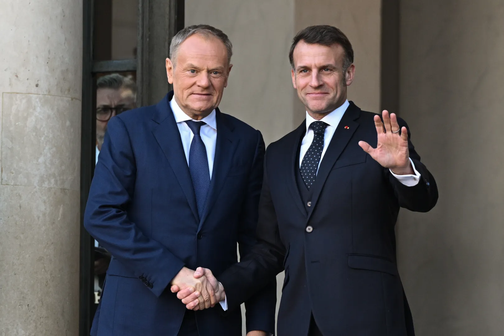 Premier Donald Tusk i prezydent Francji Emmanuel Macron, fot. PAP/Radek Pietruszka
