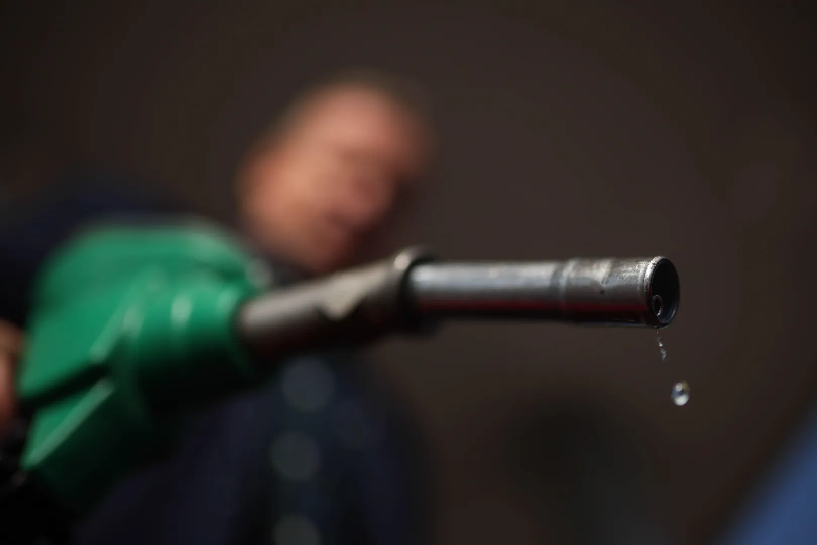 Tankowanie paliwa Fot. PAP/Leszek Szymański