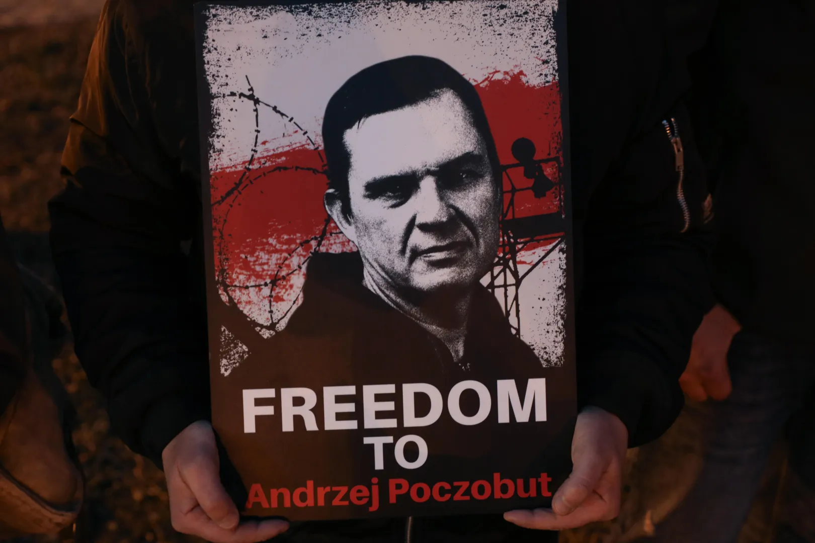  Transparent solidarności z Andrzejem Poczobutem. Zdj. ilustracyjne. Fot. PAP/Artur Reszko