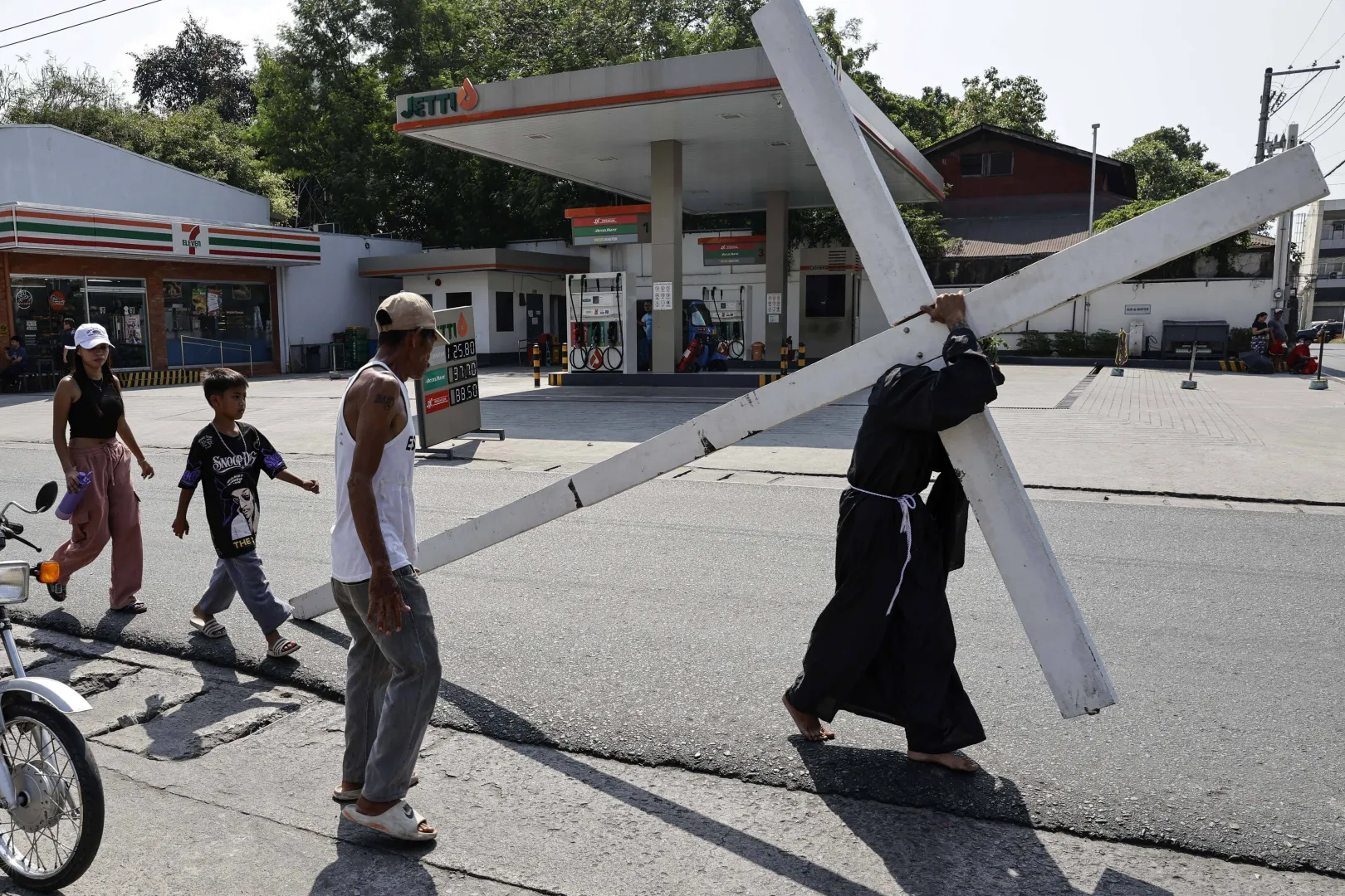 Wielki Piątek na Filipinach (zdjęcie ilustracyjne). Fot. EPA/ROLEX DELA PENA