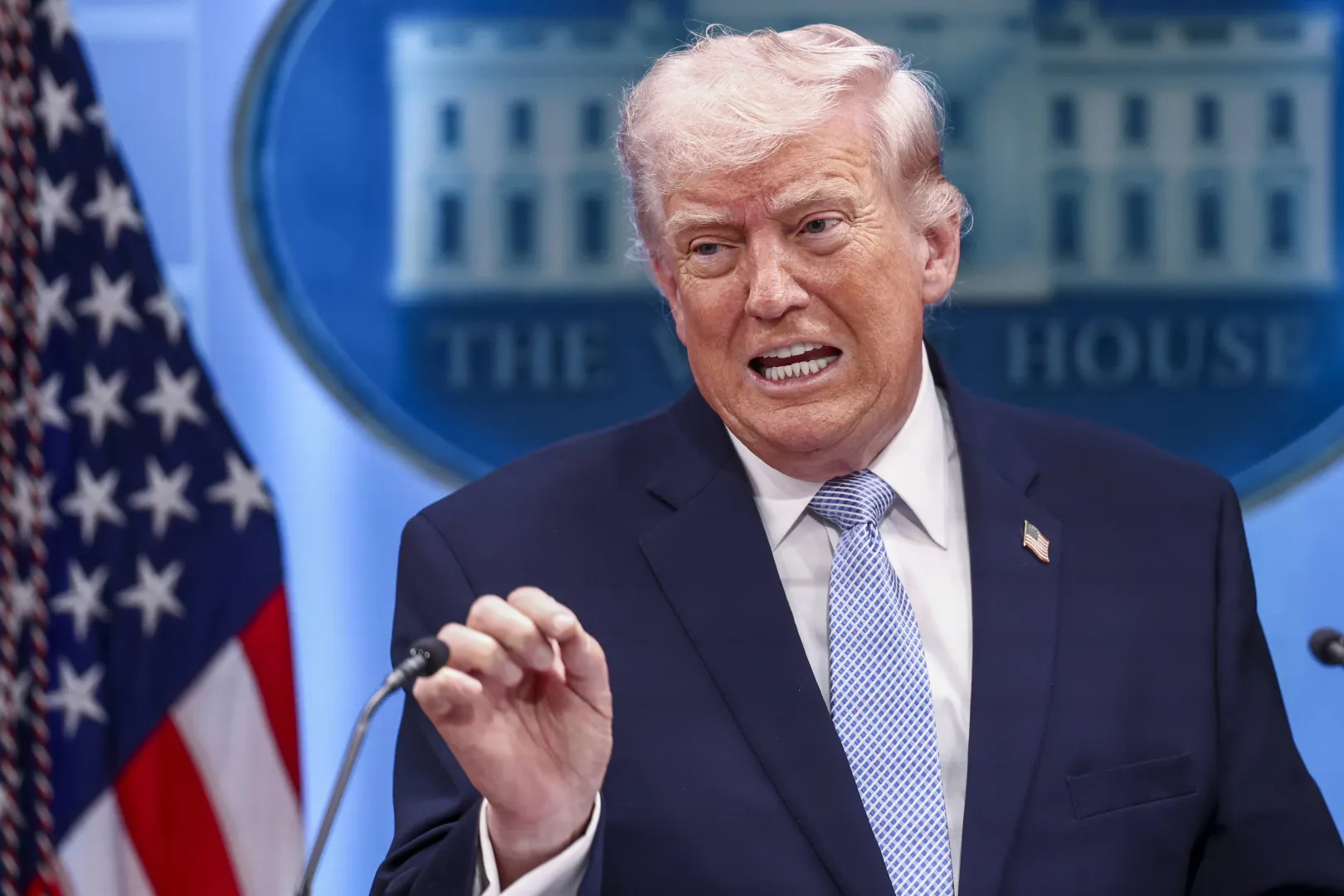 Donald Trump Fot. PAP/EPA/JIM LO SCALZO