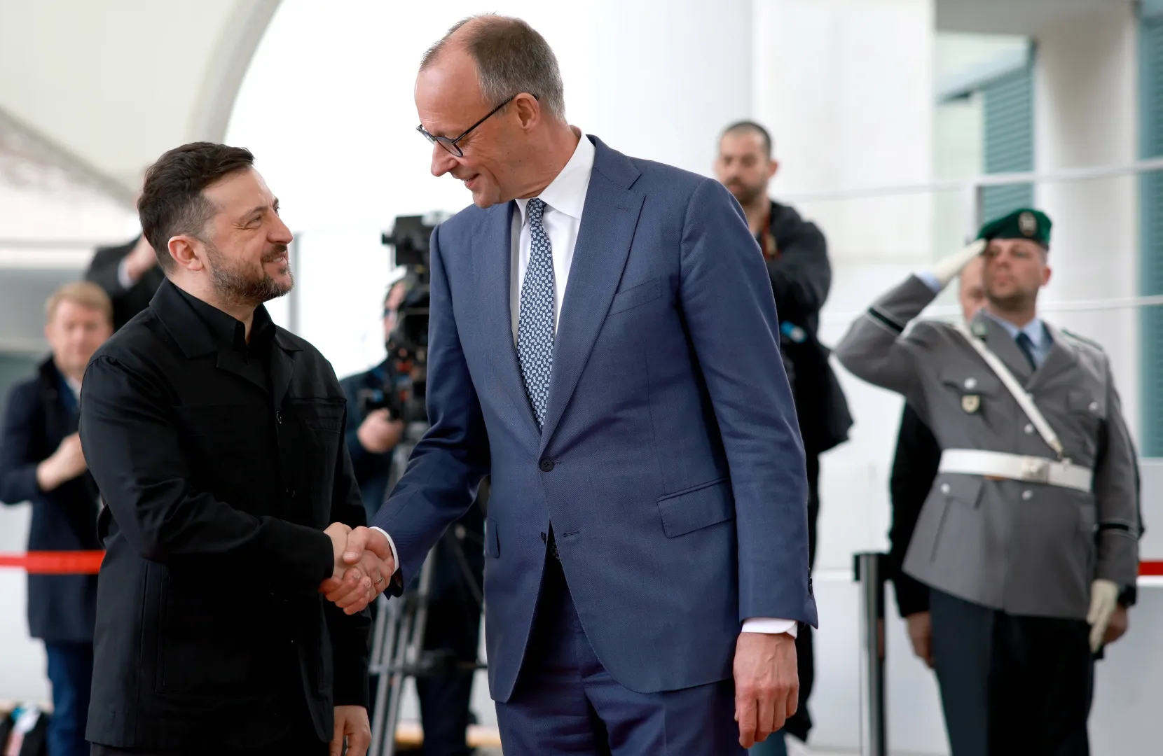 Wołodymyr Zełenski, Fredrich Merz. Fot. PAP/EPA/CLEMENS BILAN