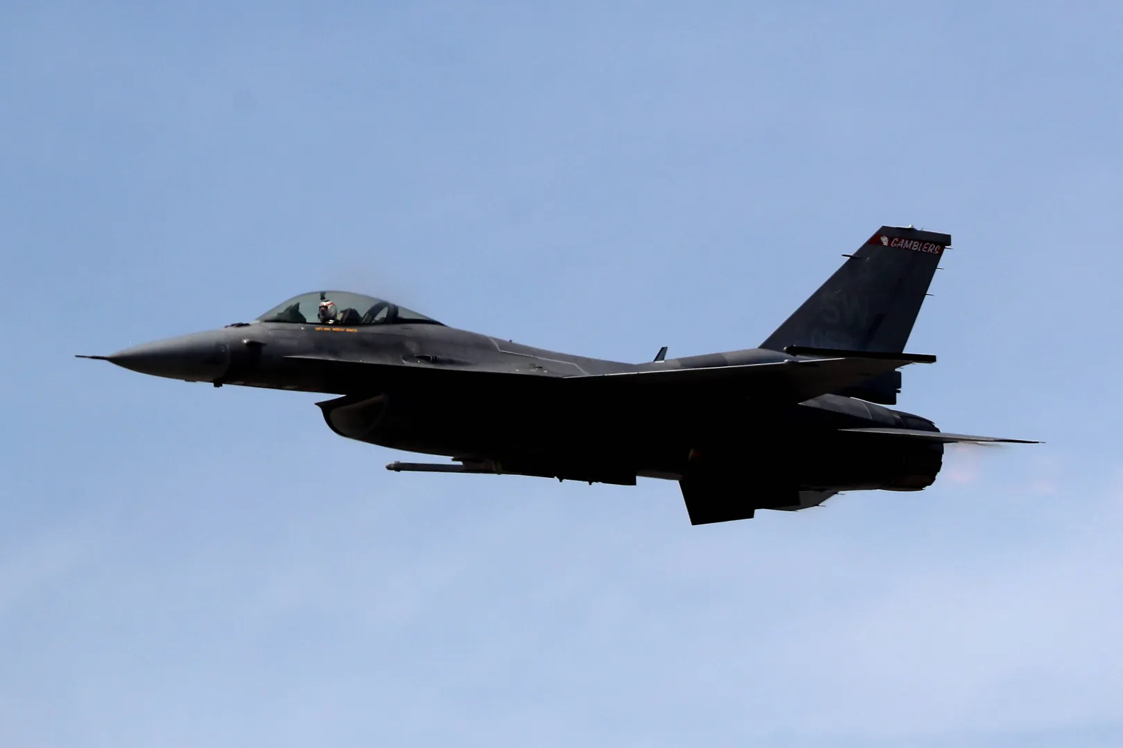 Samolot F-16 Fot. PAP/EPA/PAOLO AGUILAR