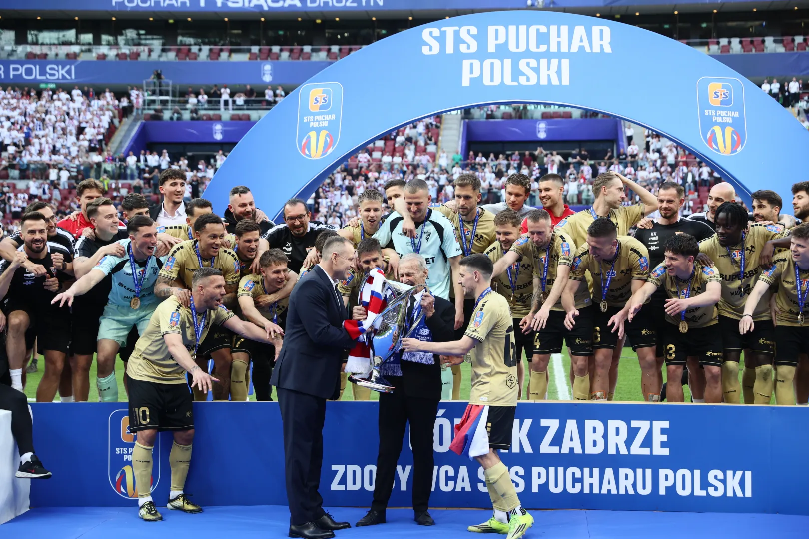 Piłkarze Górnika Zabrze zdobyli Puchar Polski. Fot. PAP/Leszek Szymański