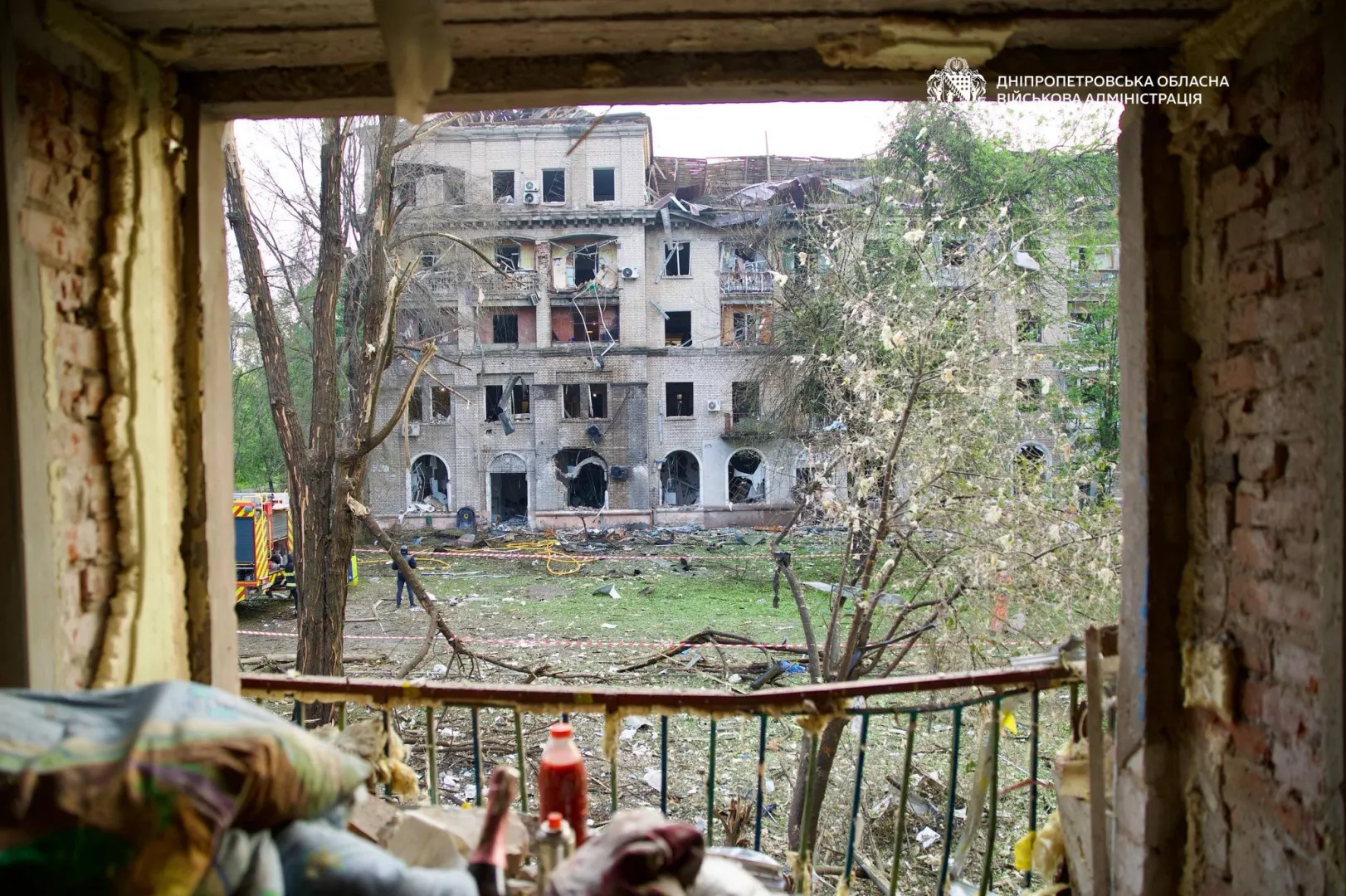 Наслідки російського удару по Дніпрі. Фото: Дніпровська обласна військова адміністрація
